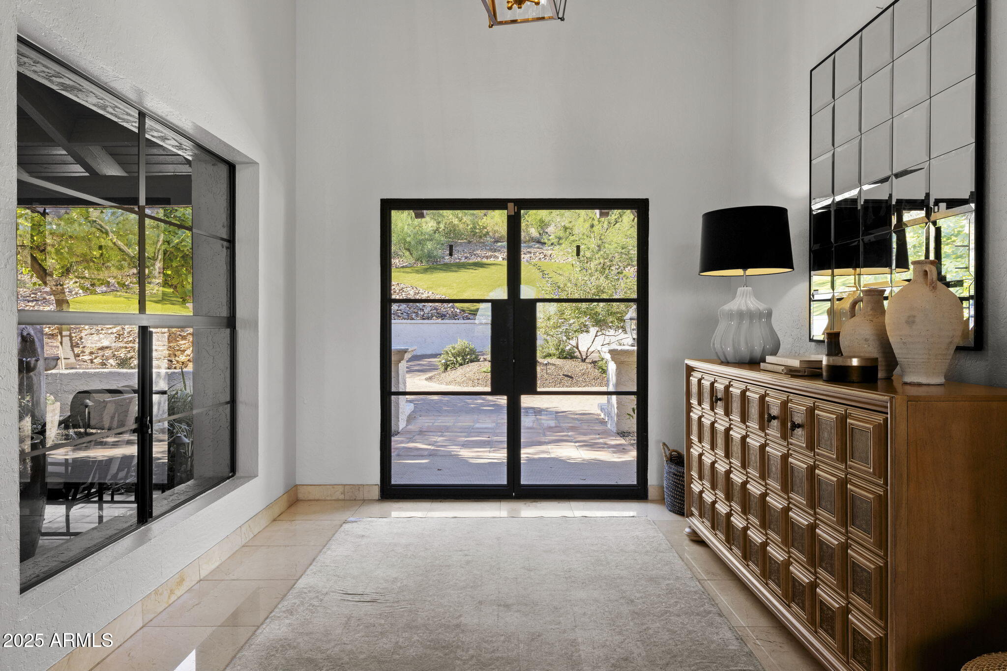 PARADISE VALLEY COUNTRY ESTATES - Residential
