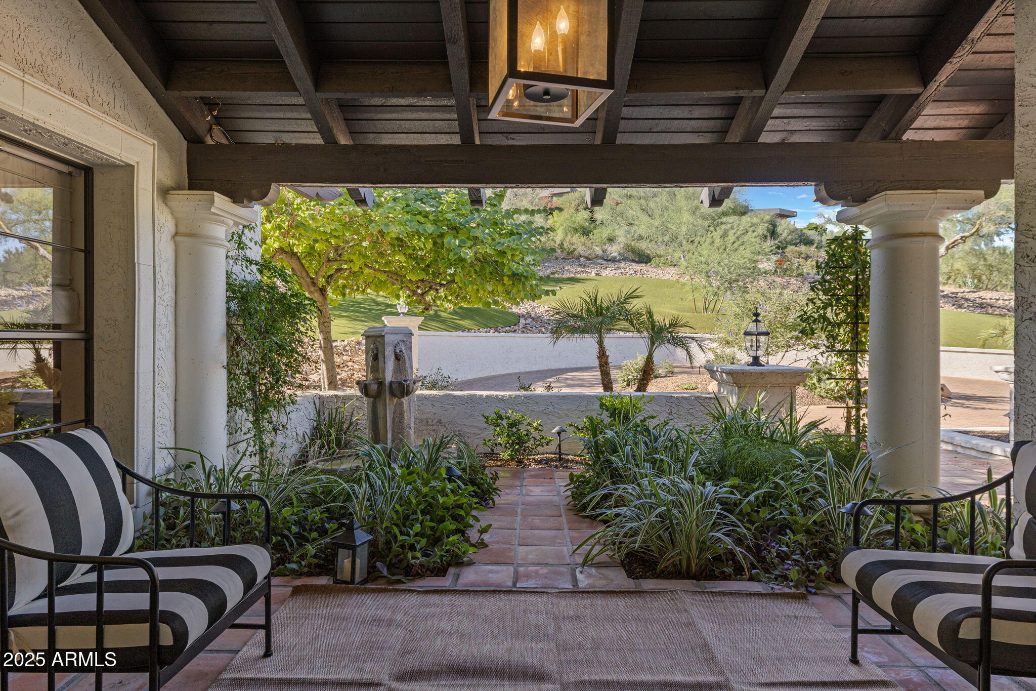 PARADISE VALLEY COUNTRY ESTATES - Residential