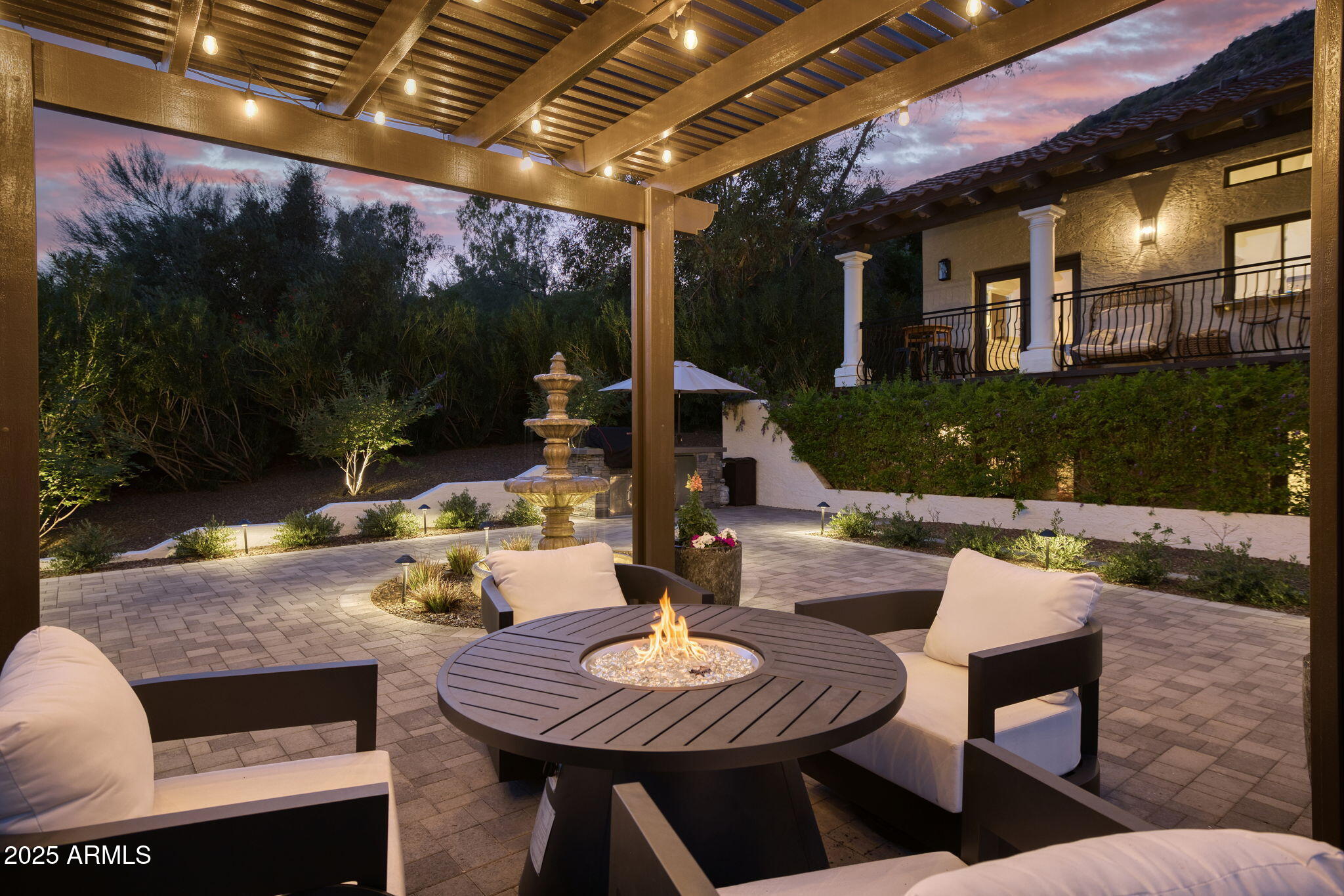 PARADISE VALLEY COUNTRY ESTATES - Residential