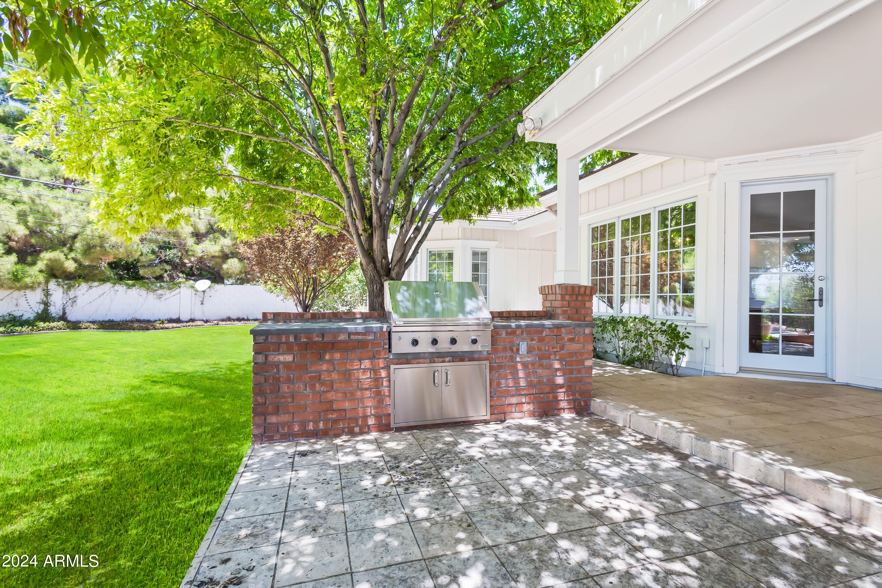 LAFAYETTE VILLA - Residential