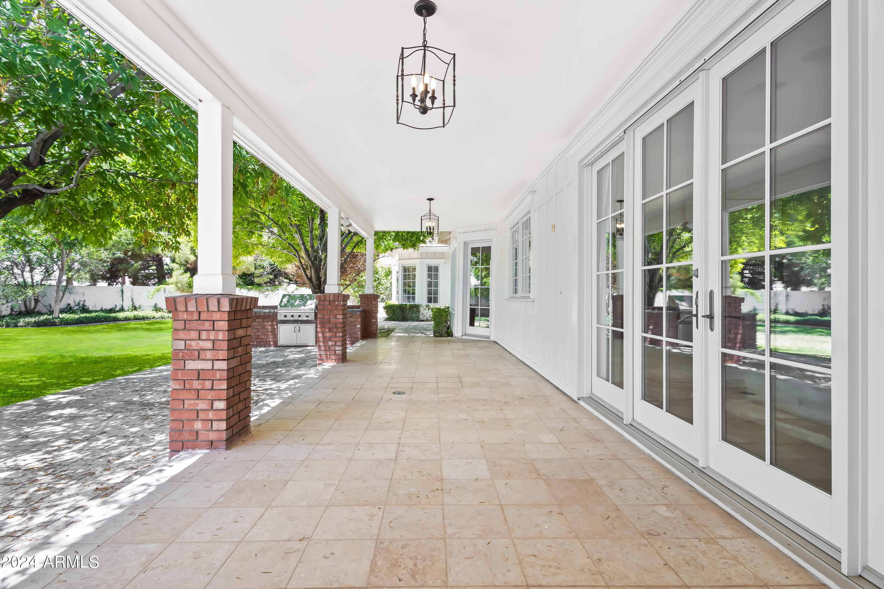 LAFAYETTE VILLA - Residential
