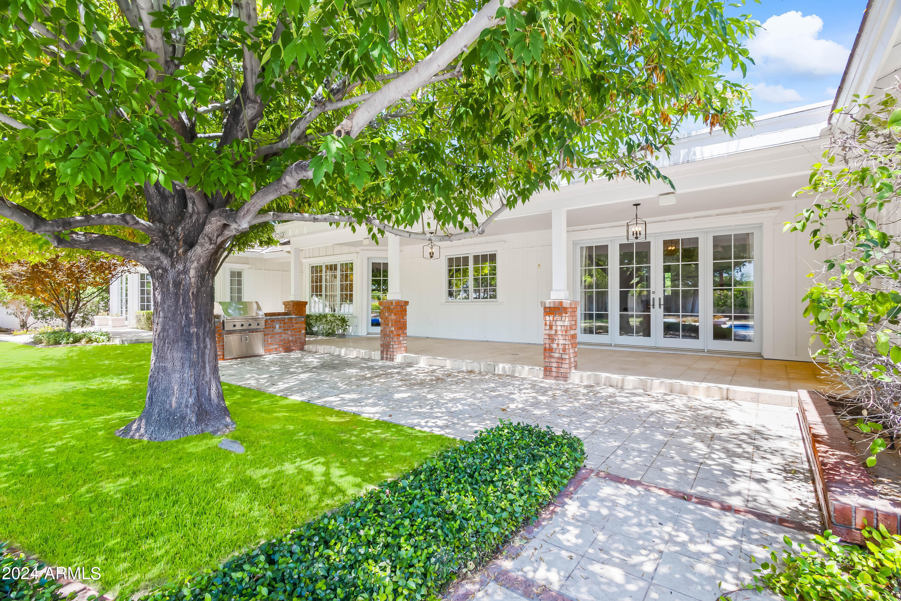 LAFAYETTE VILLA - Residential