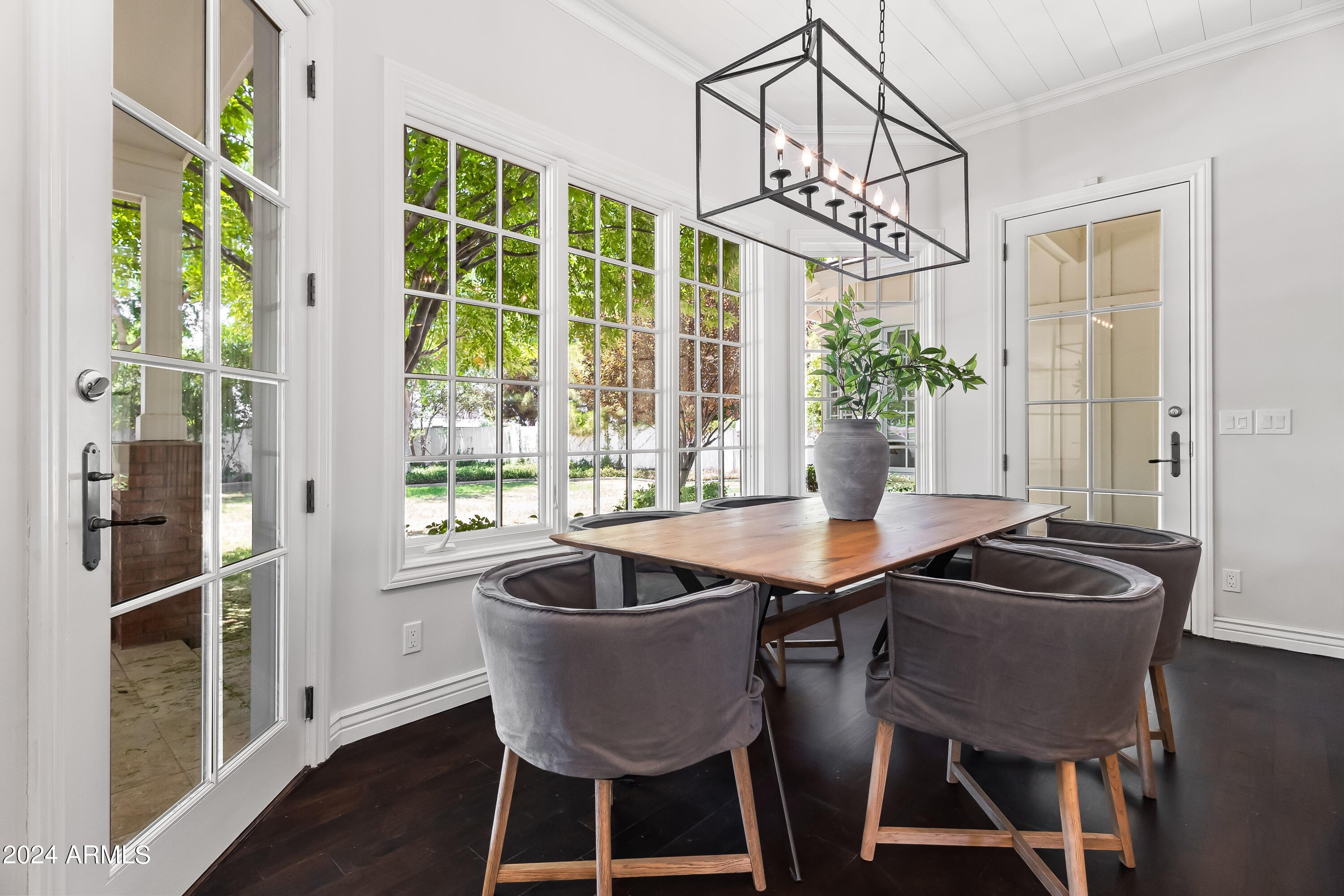 LAFAYETTE VILLA - Residential