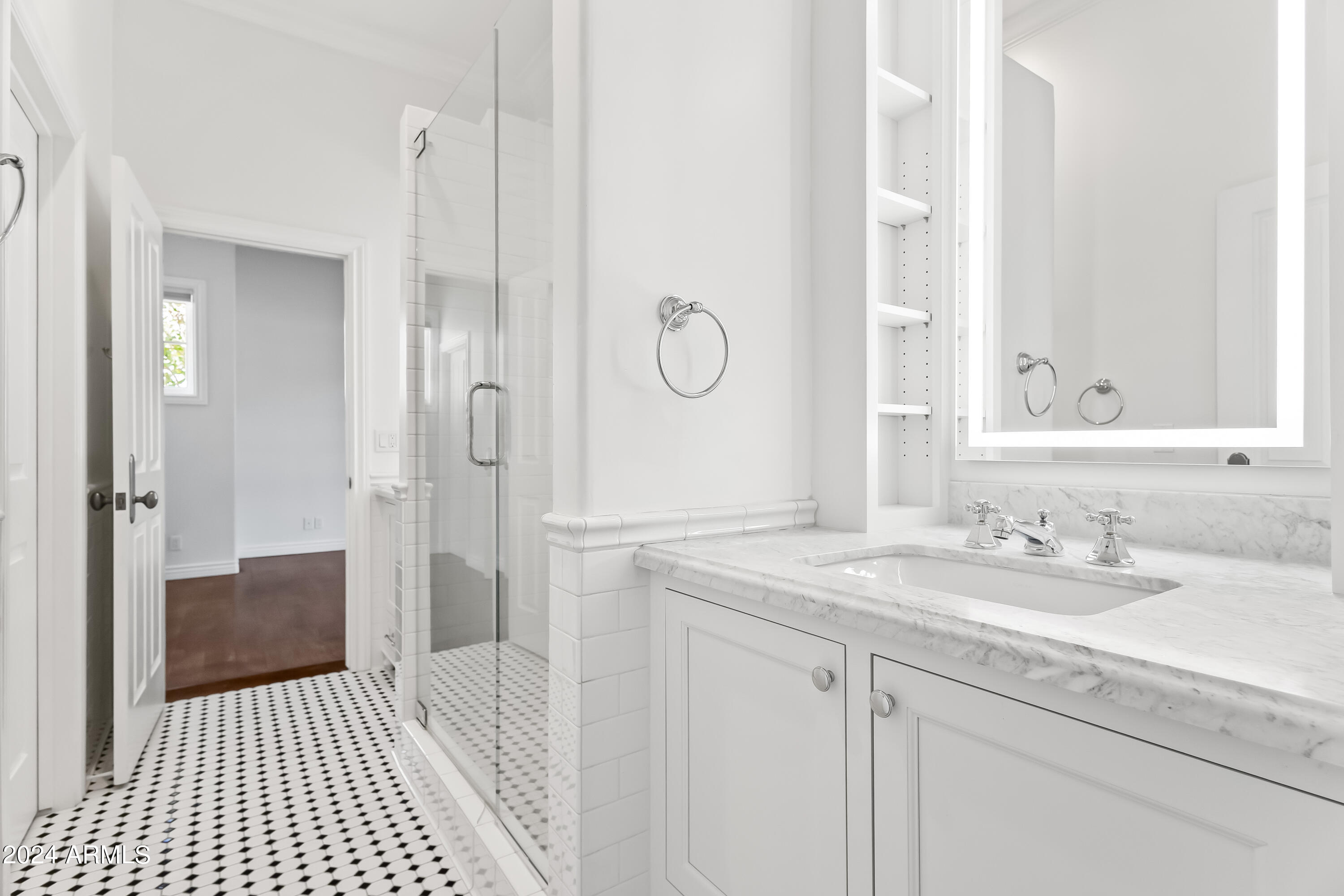 LAFAYETTE VILLA - Residential