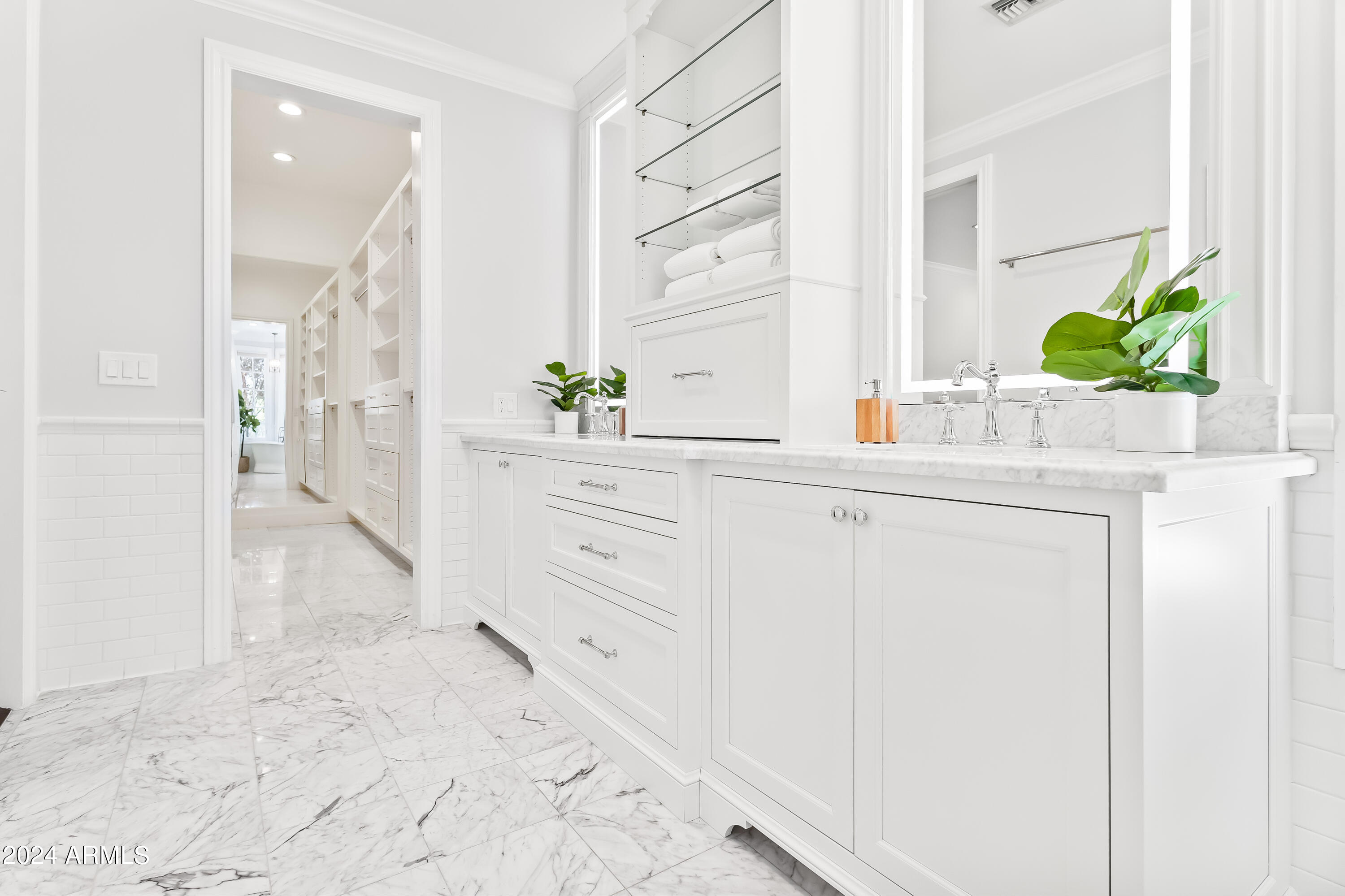 LAFAYETTE VILLA - Residential