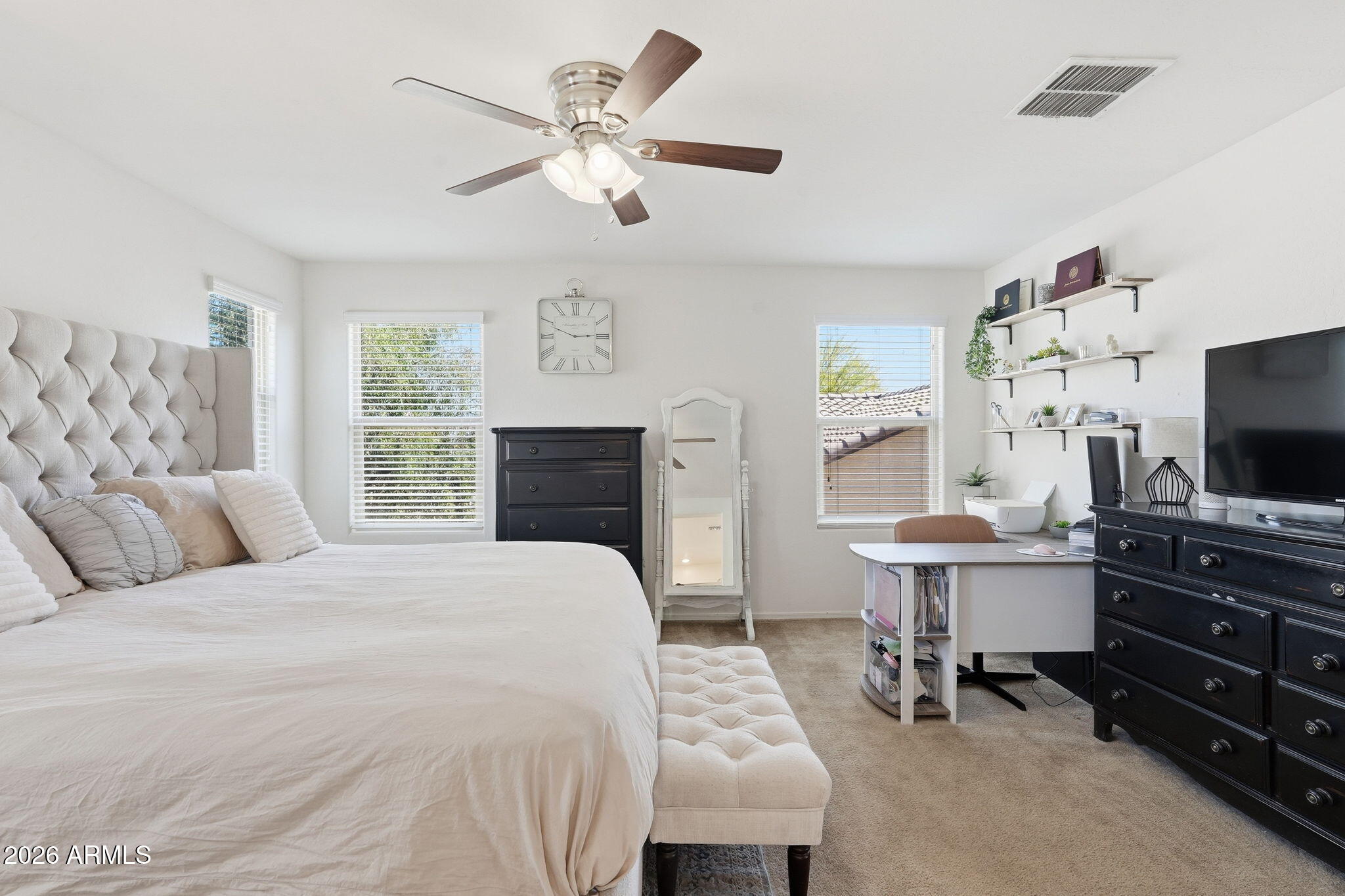 DAHLIA POINTE - Residential