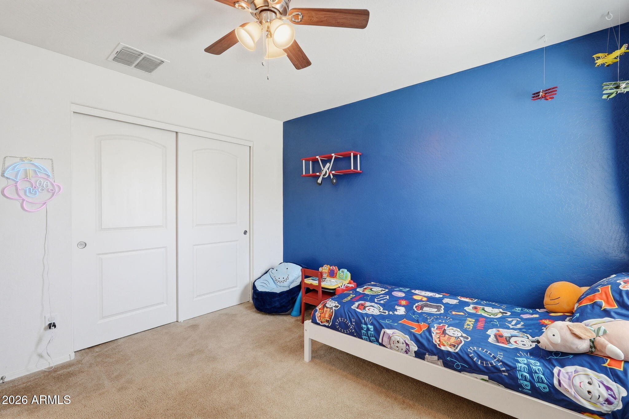 DAHLIA POINTE - Residential