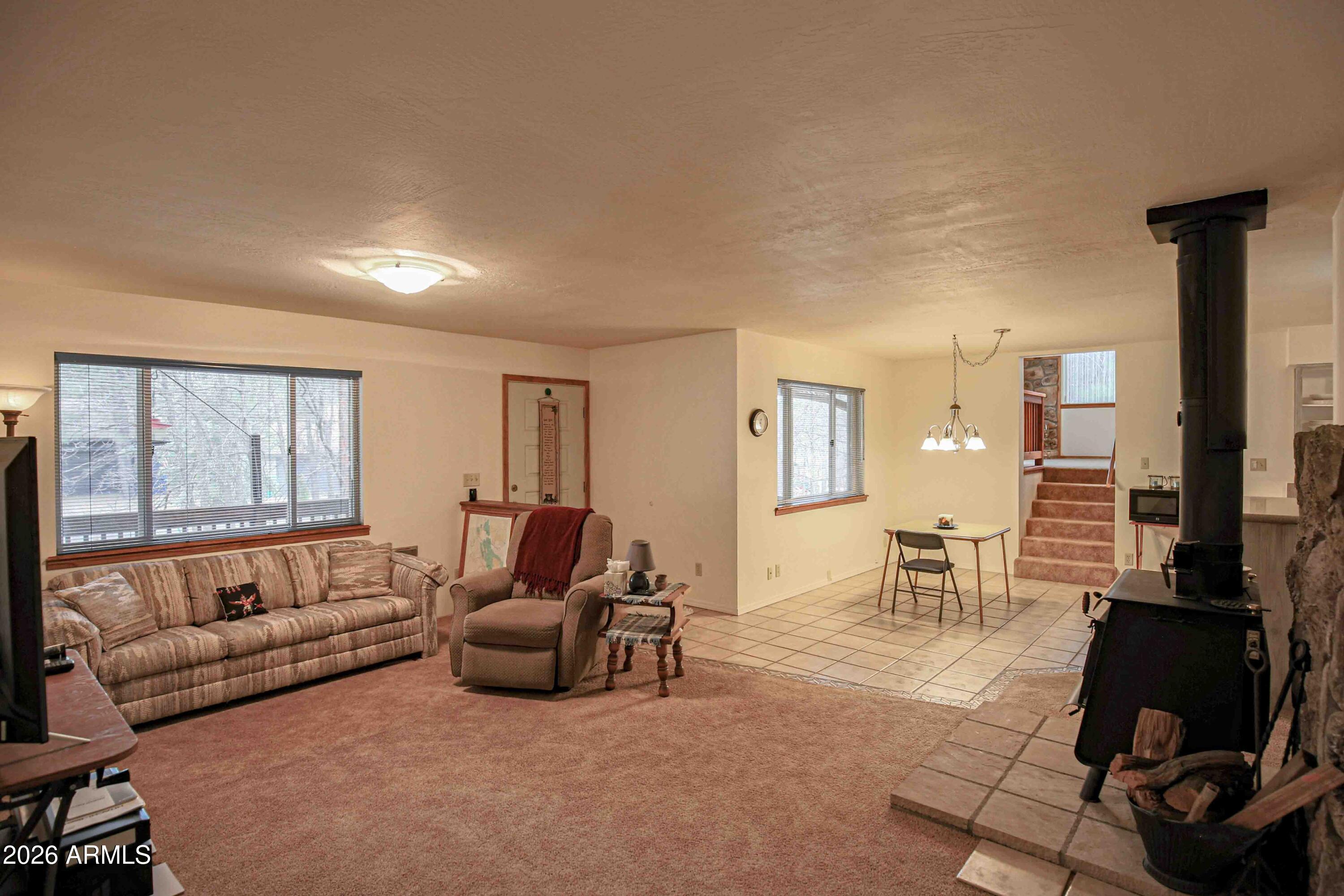 PINEWOOD 12 - Residential