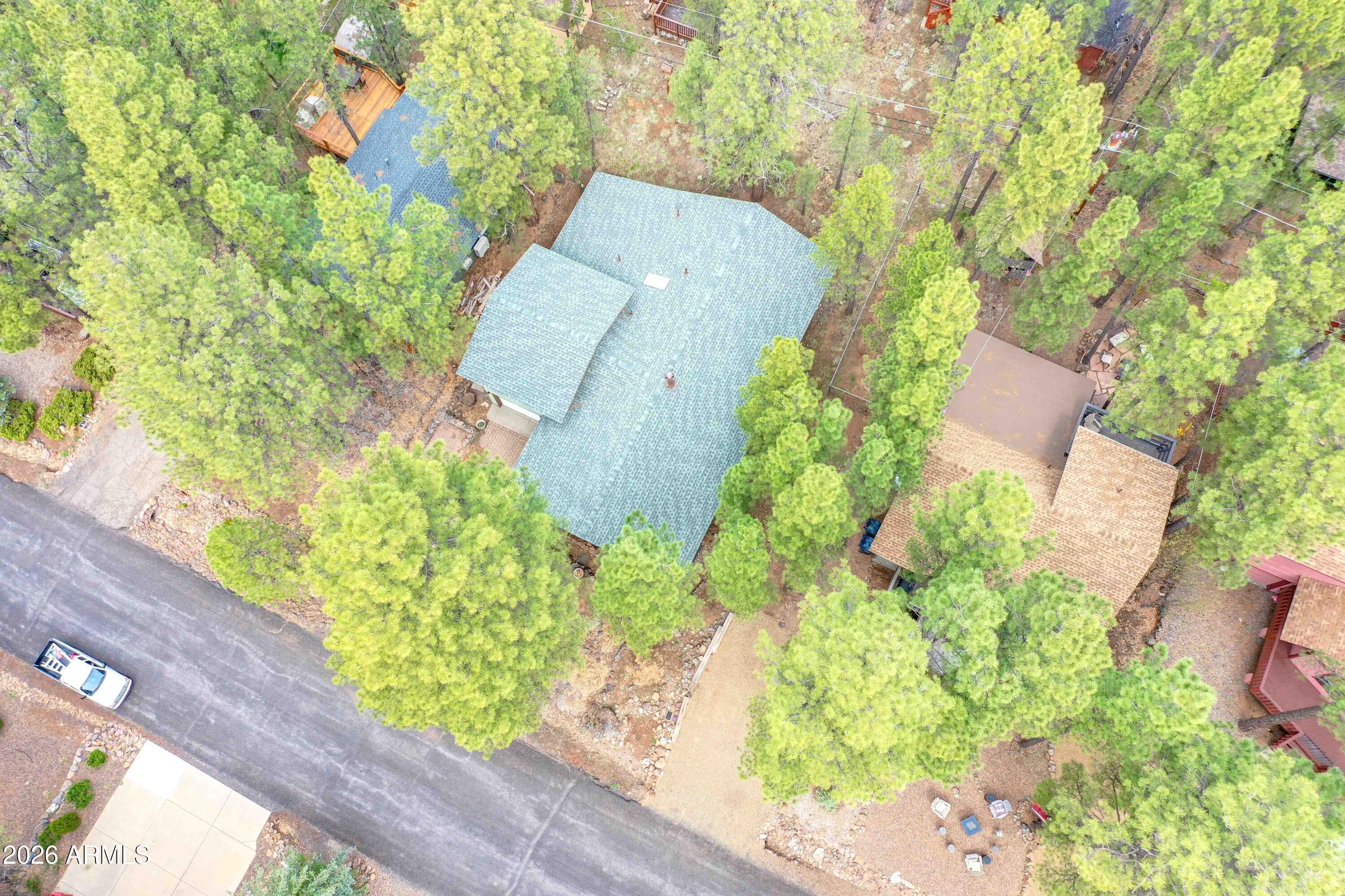 PINEWOOD 12 - Residential