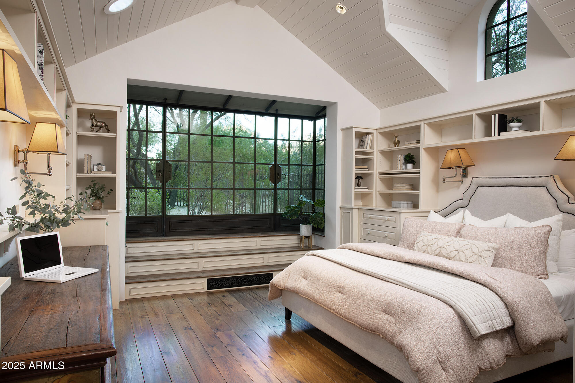 ESTANCIA - Residential