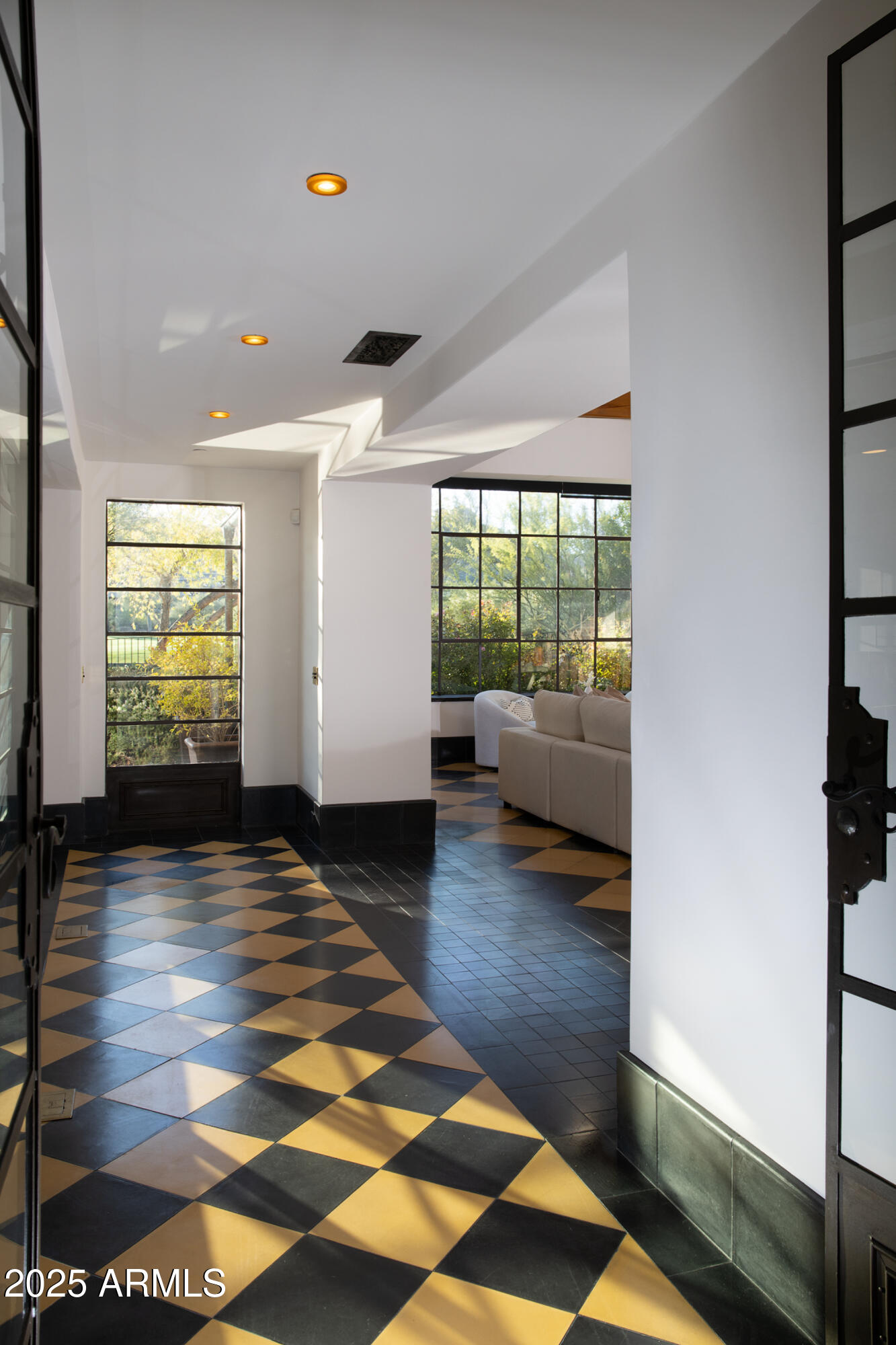 ESTANCIA - Residential