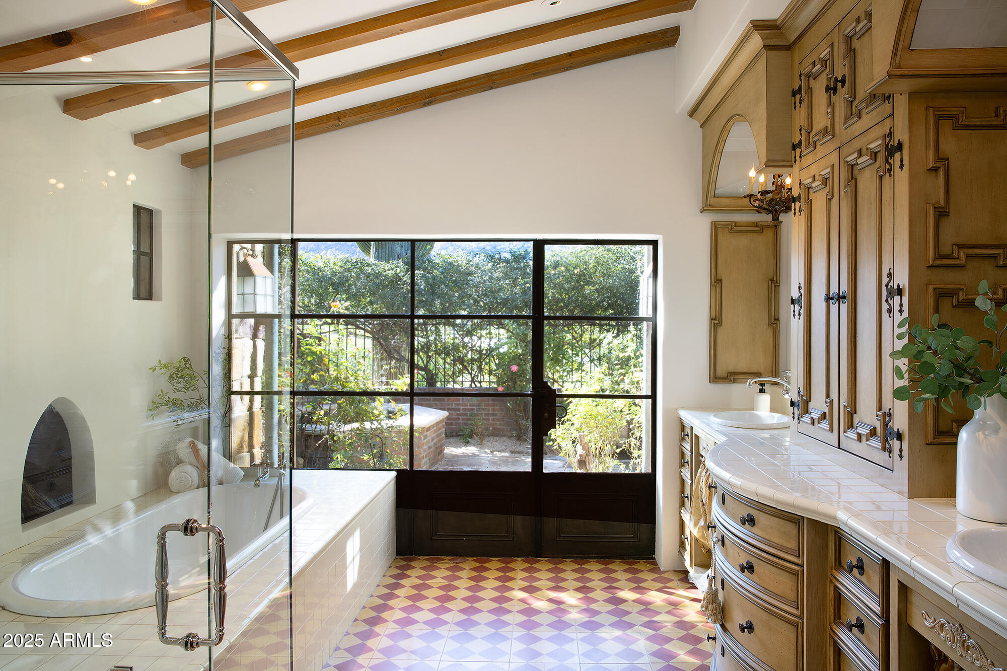 ESTANCIA - Residential