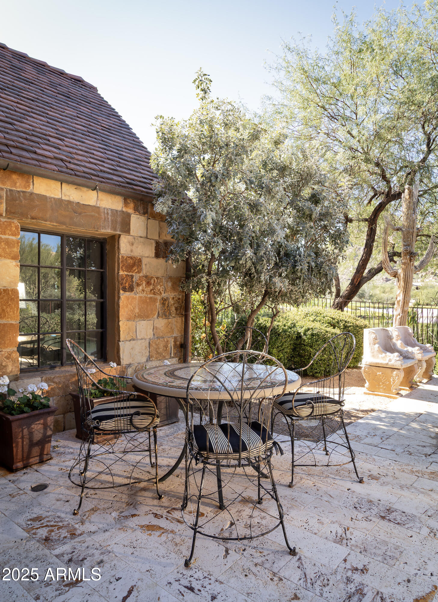 ESTANCIA - Residential