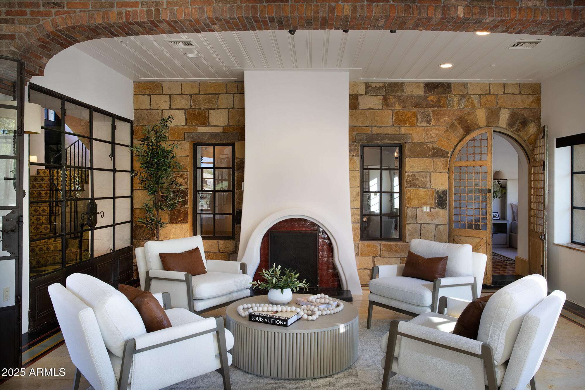 ESTANCIA - Residential