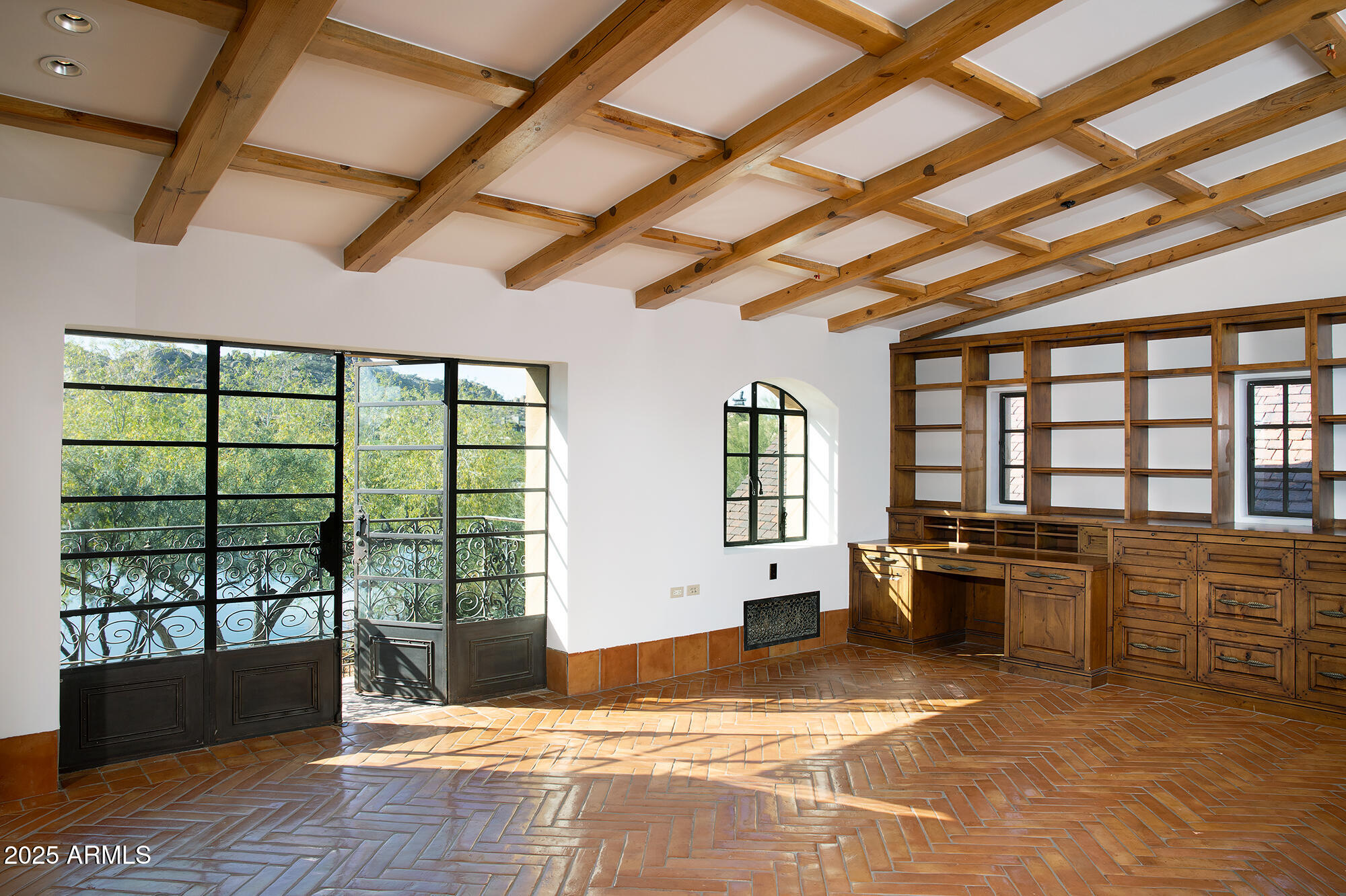 ESTANCIA - Residential