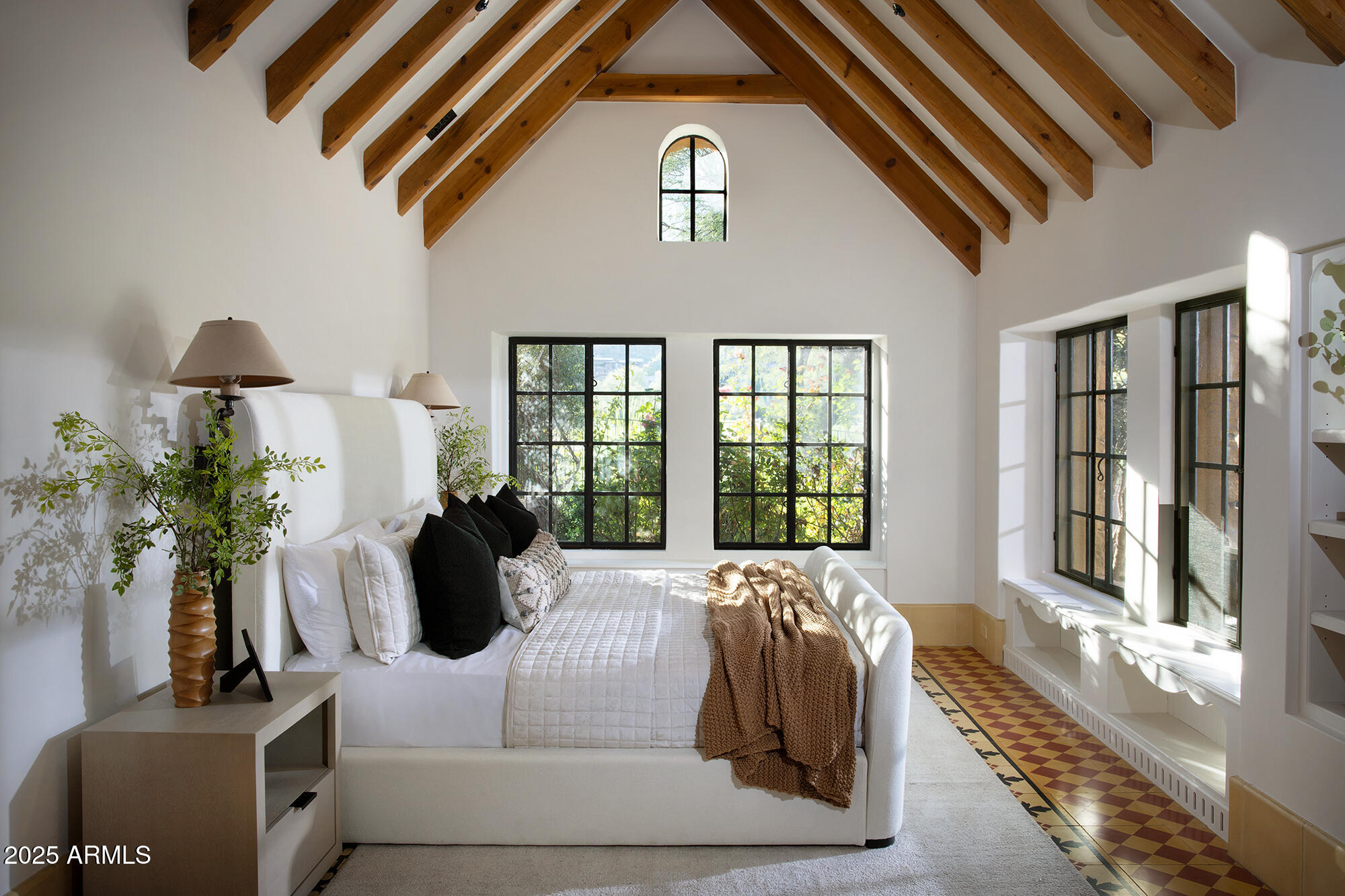 ESTANCIA - Residential