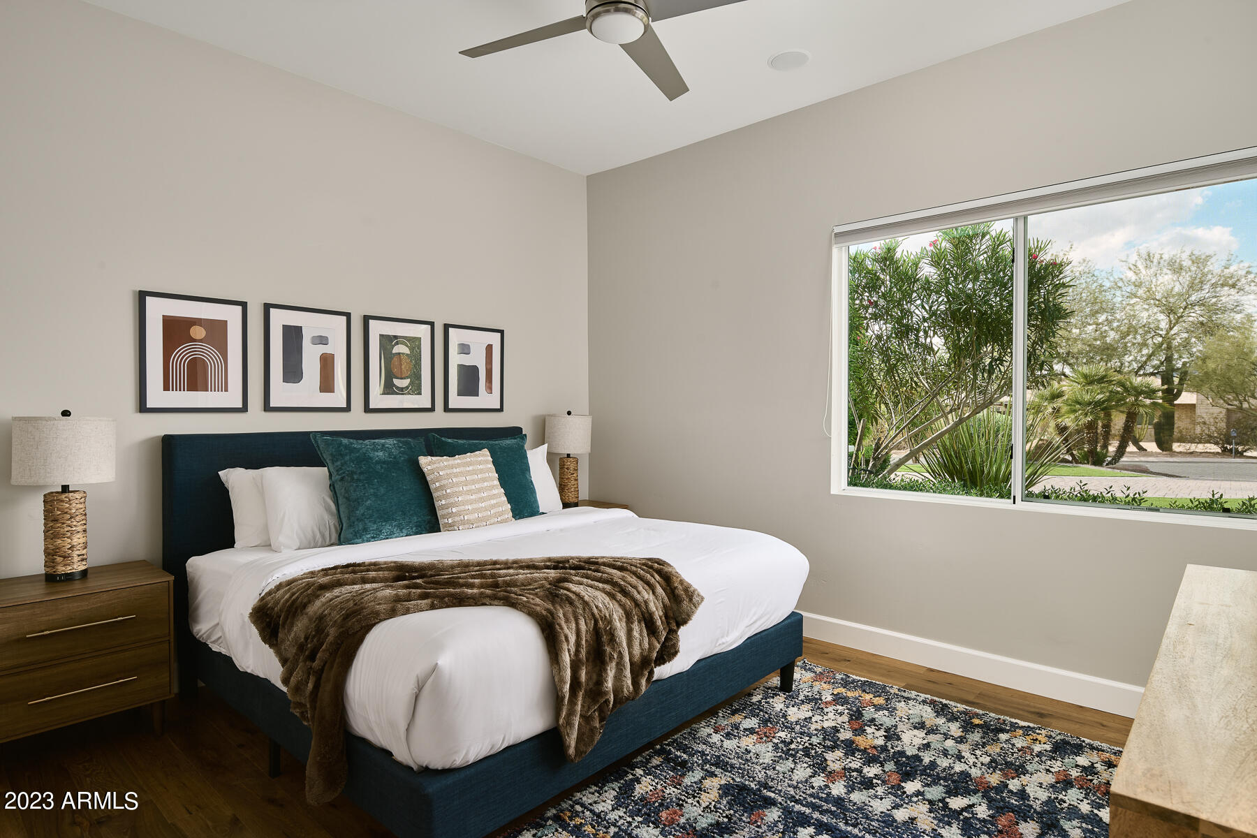 CAMELBACK SIERRA - Residential