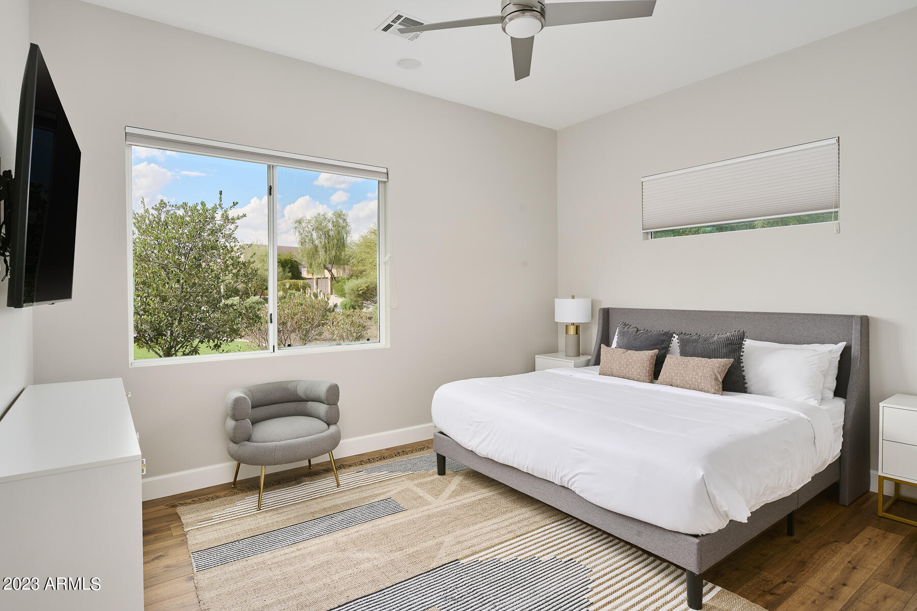 CAMELBACK SIERRA - Residential