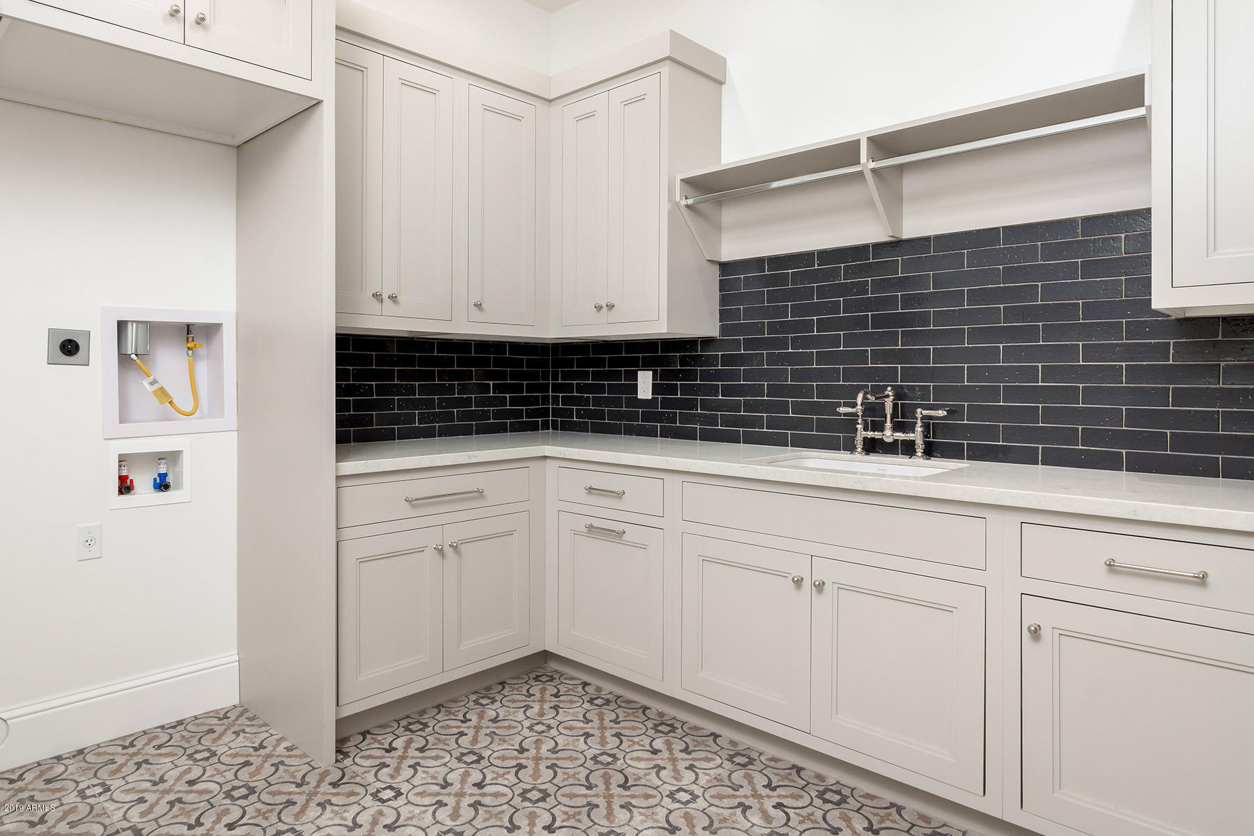 VALLEY VIEW ESTATES - Residential