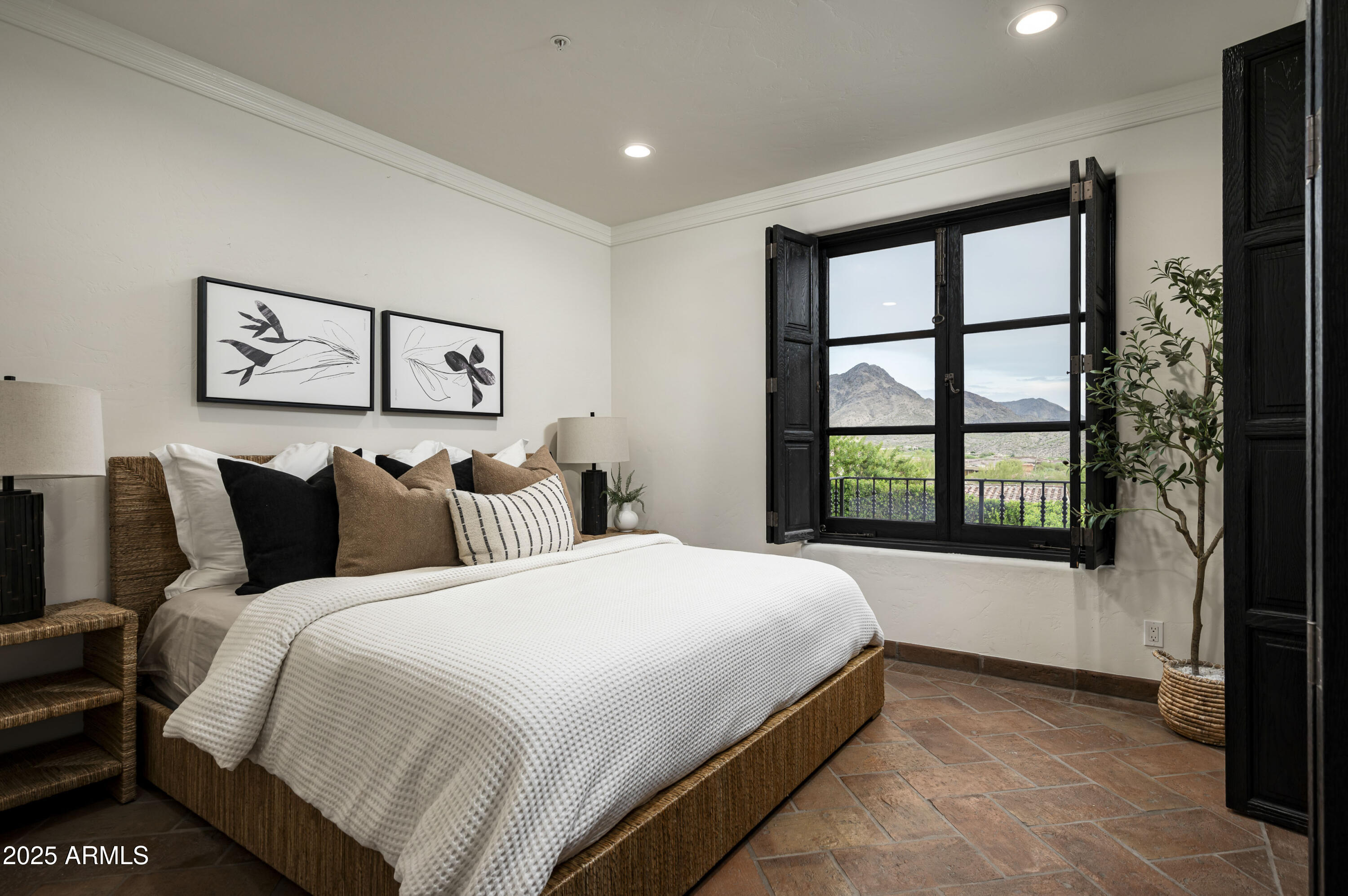 ARTESANO AT TROON CANYON - Residential