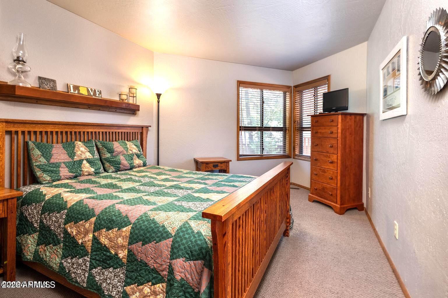 PINEWOOD 15 - Residential