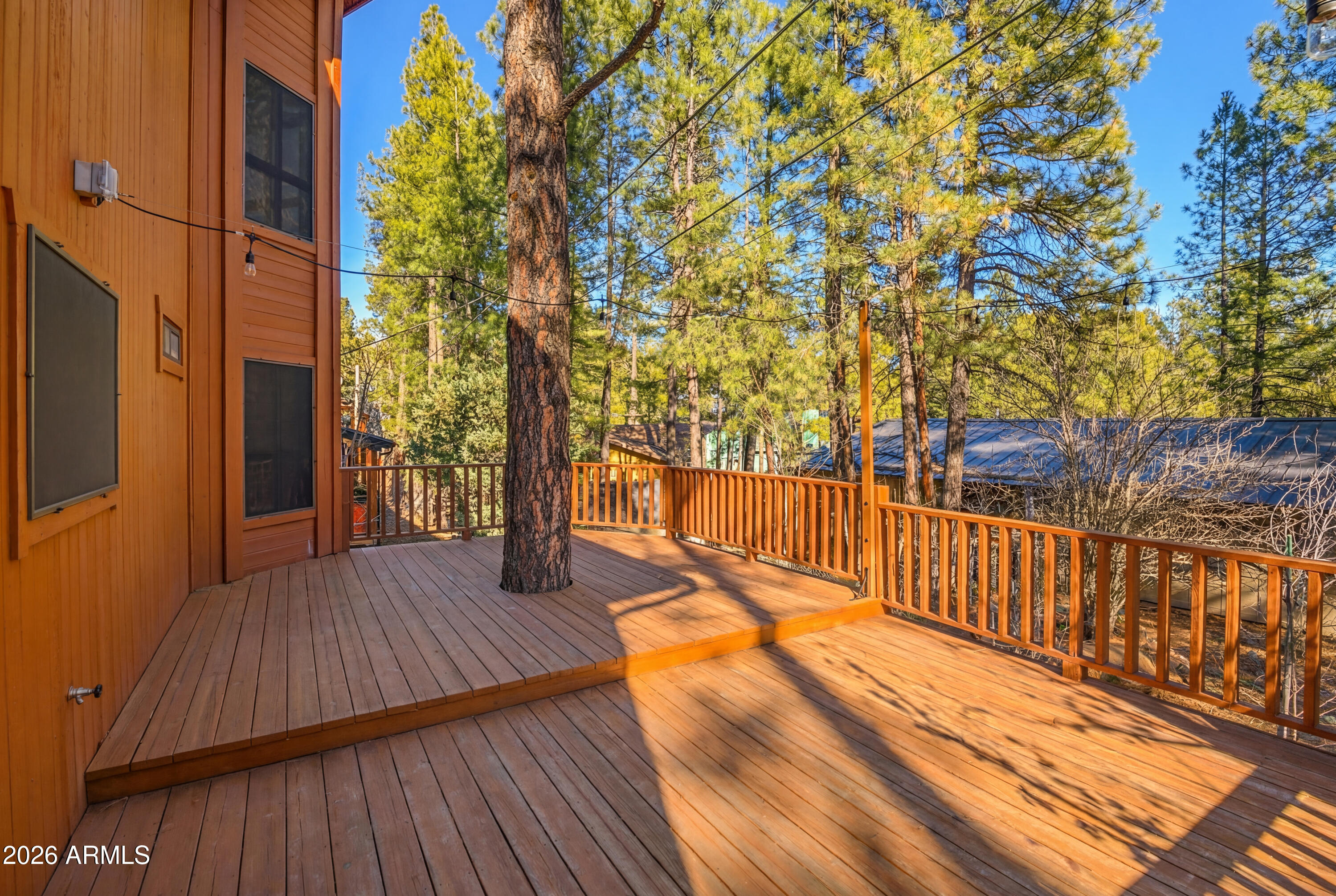 PINEWOOD 15 - Residential