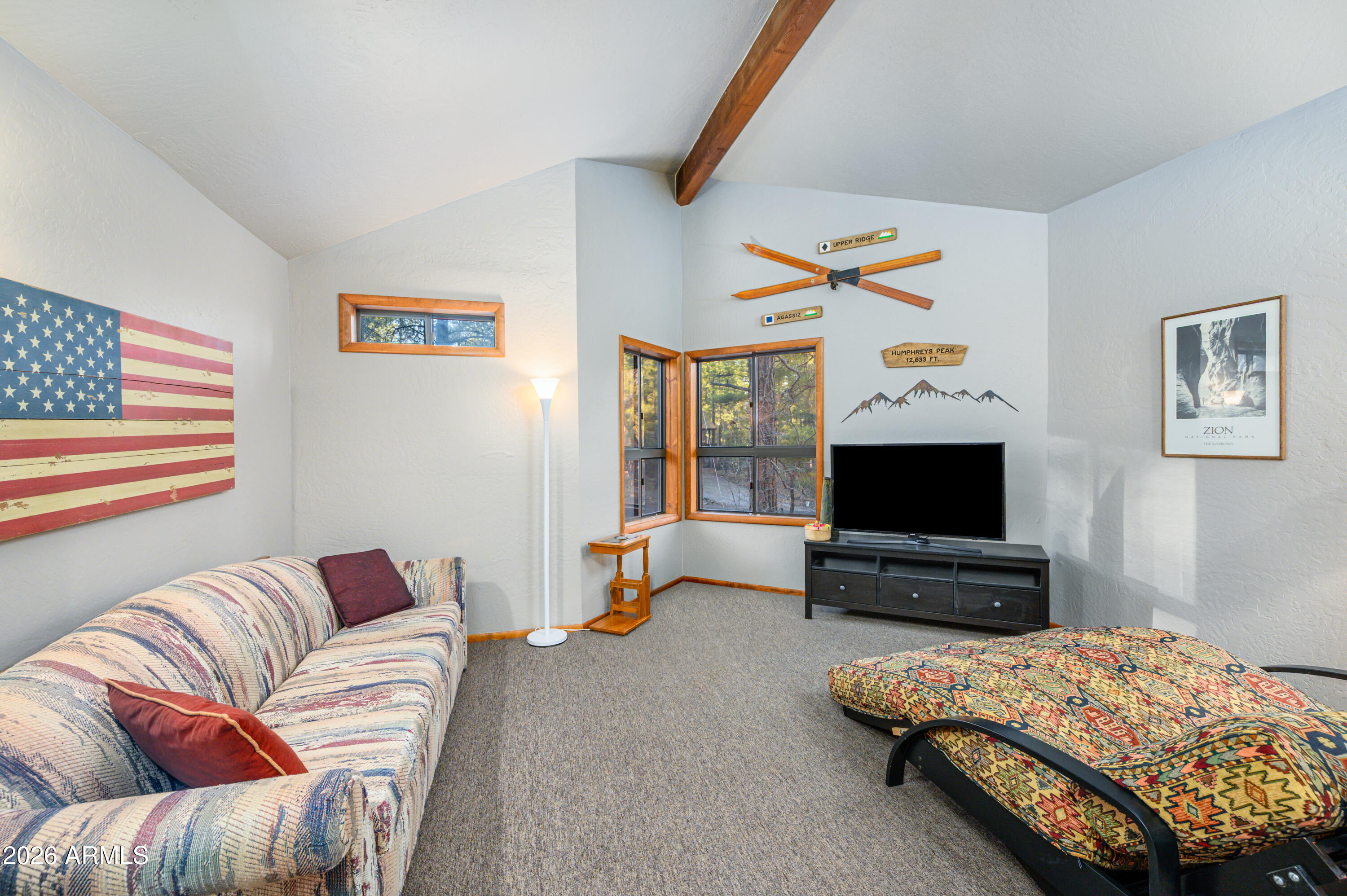PINEWOOD 15 - Residential