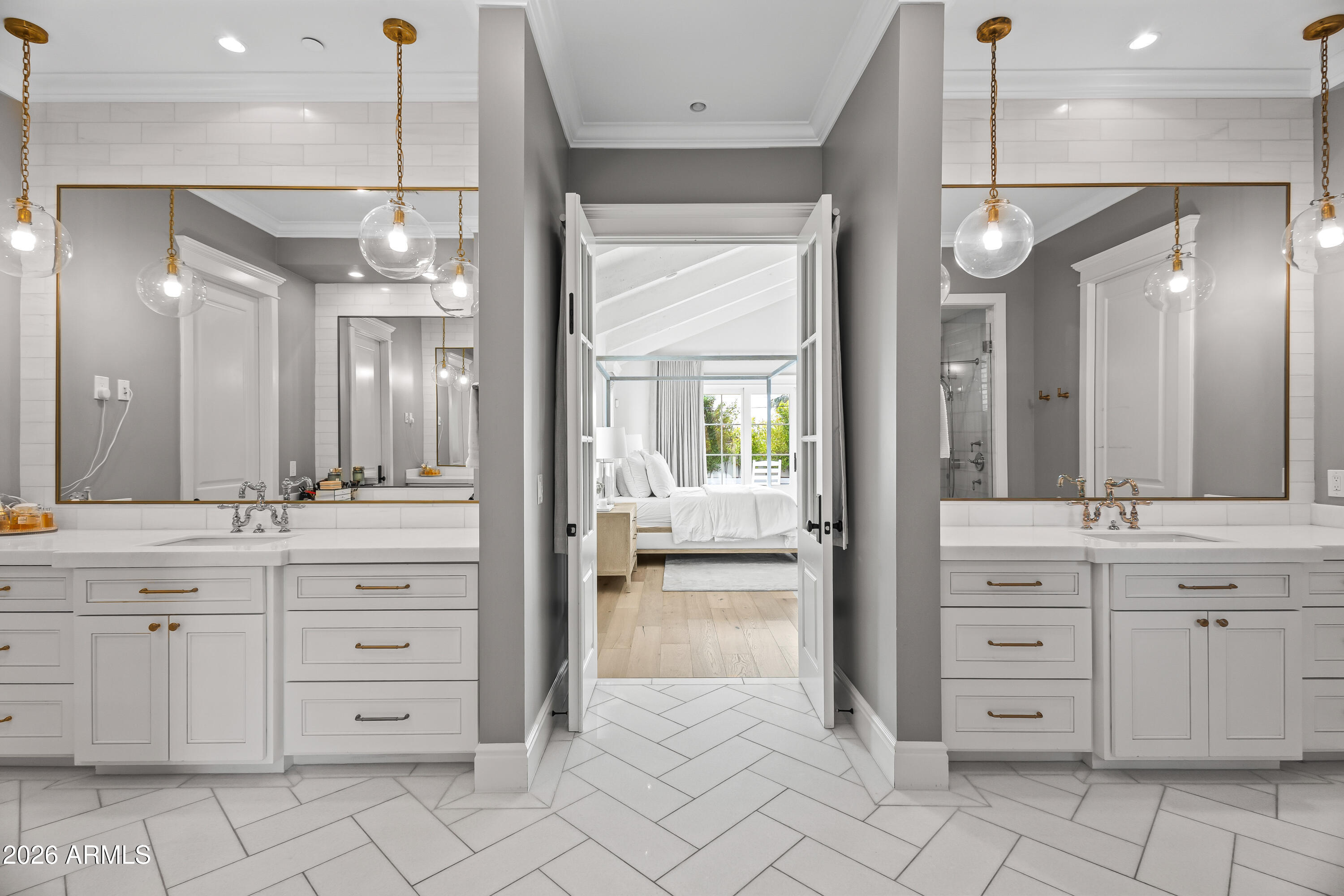 REGENTS PARK - Residential