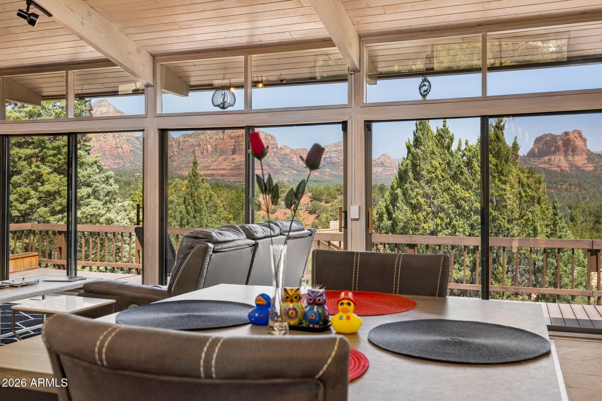 ROLLING HILLS ESTATES 3 - Residential