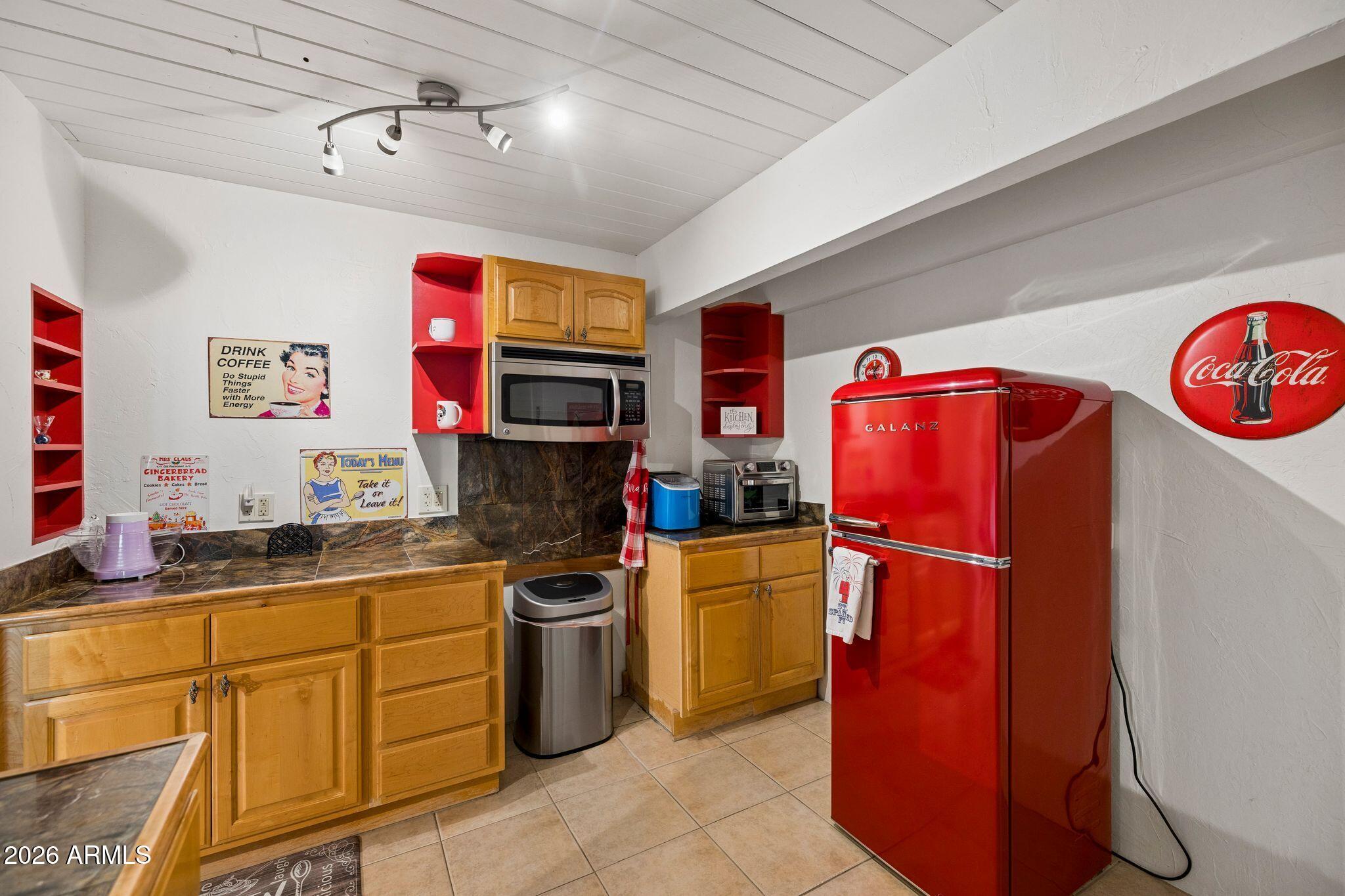 ROLLING HILLS ESTATES 3 - Residential