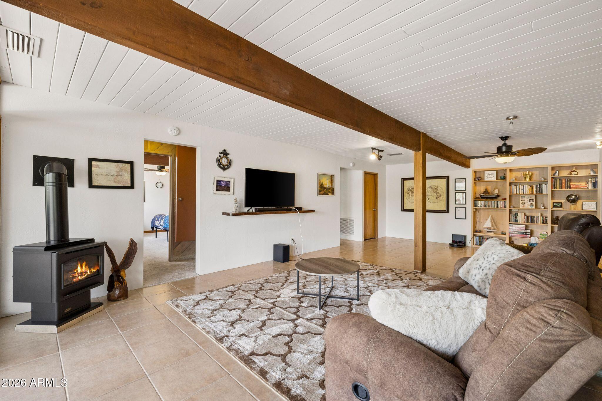 ROLLING HILLS ESTATES 3 - Residential