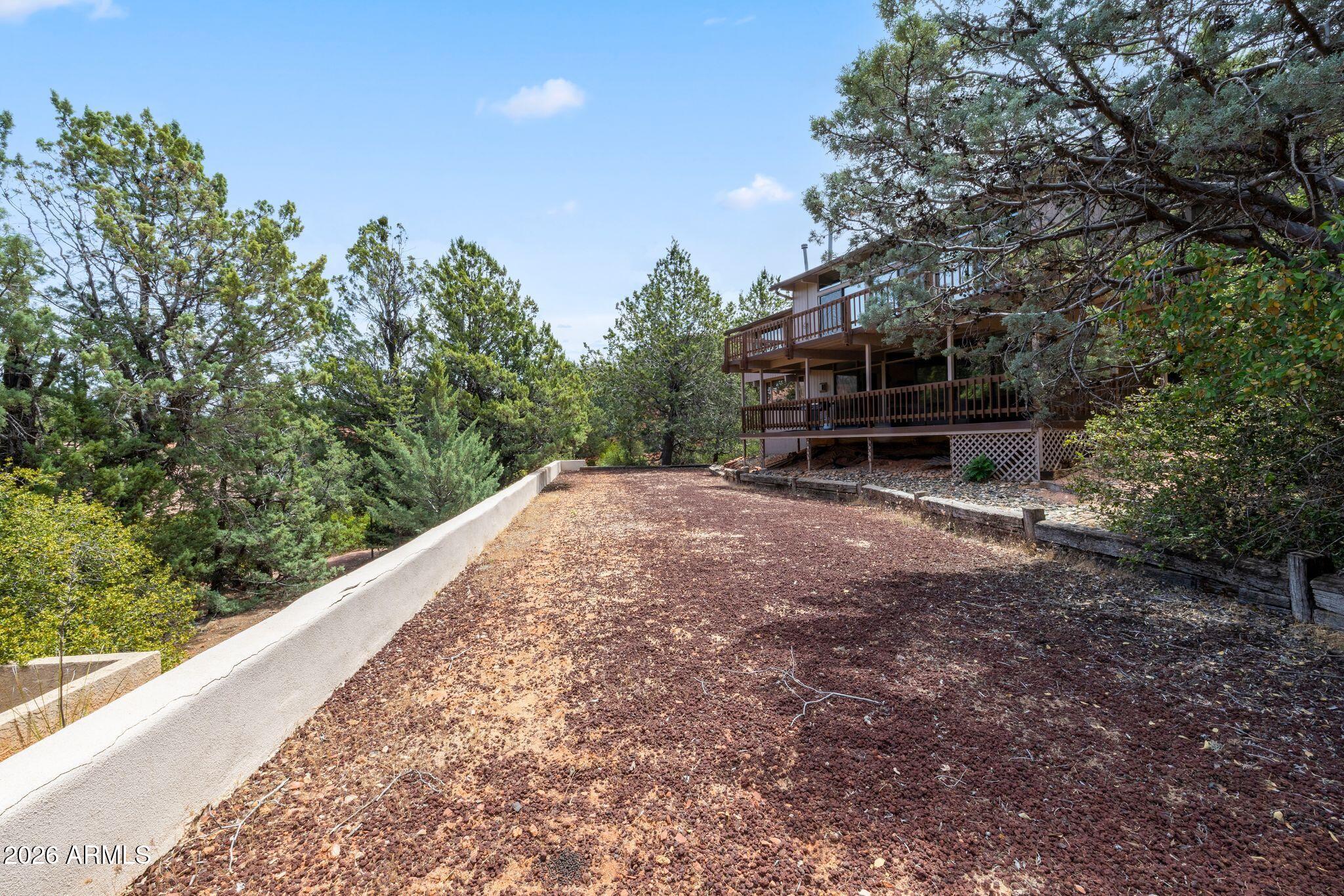 ROLLING HILLS ESTATES 3 - Residential