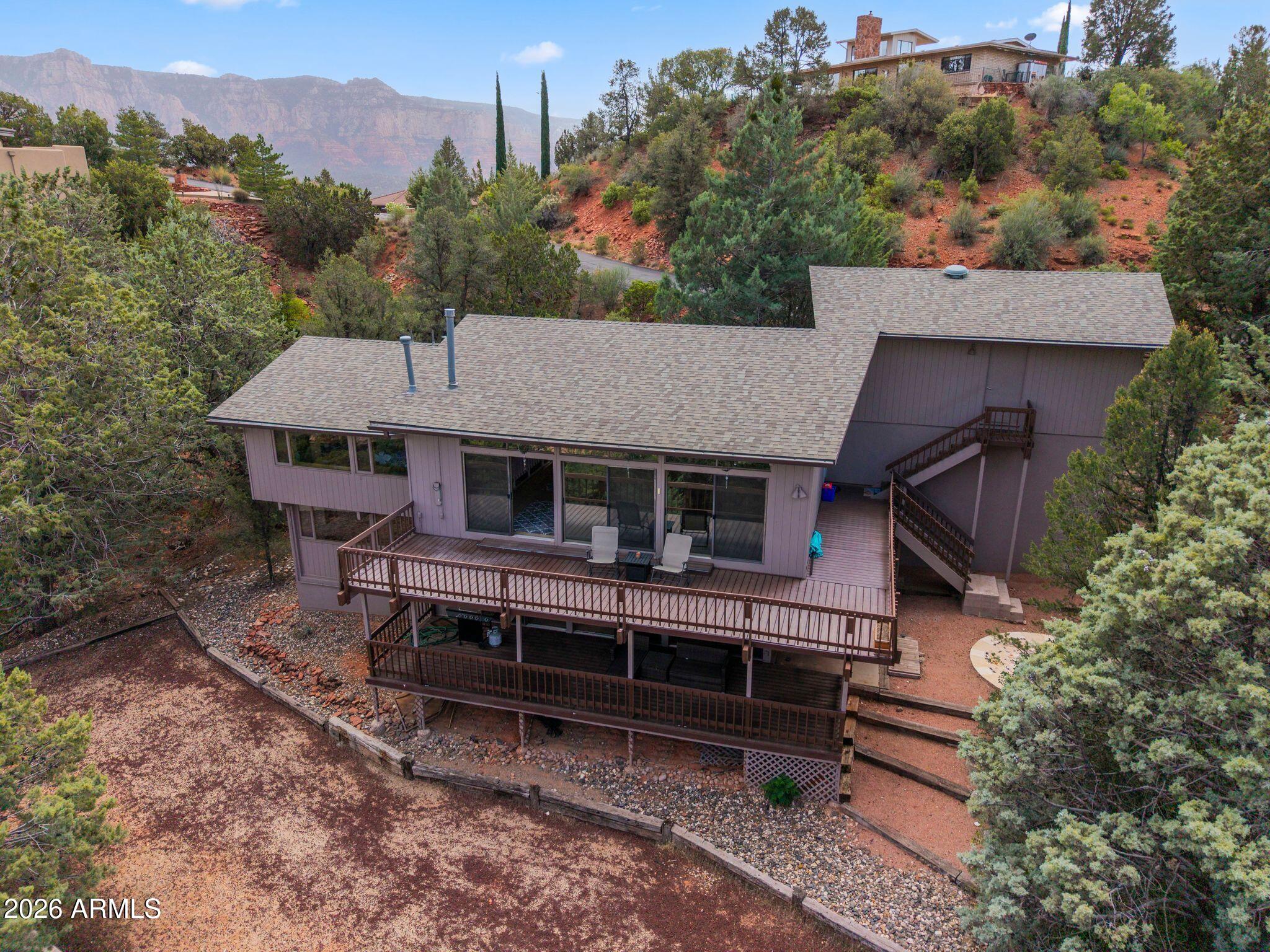 ROLLING HILLS ESTATES 3 - Residential