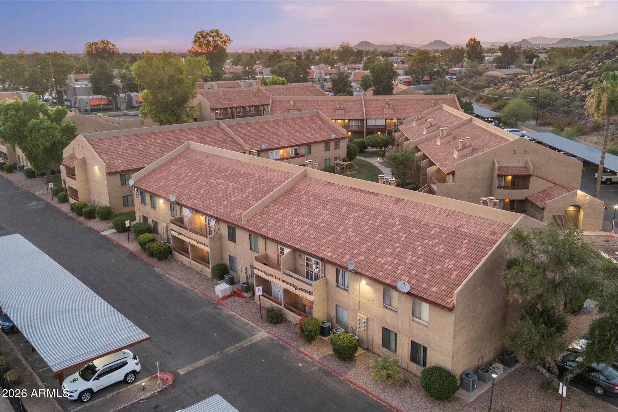 SUNGATE AT MOON MOUNTAIN CONDOMINIUM - Residential