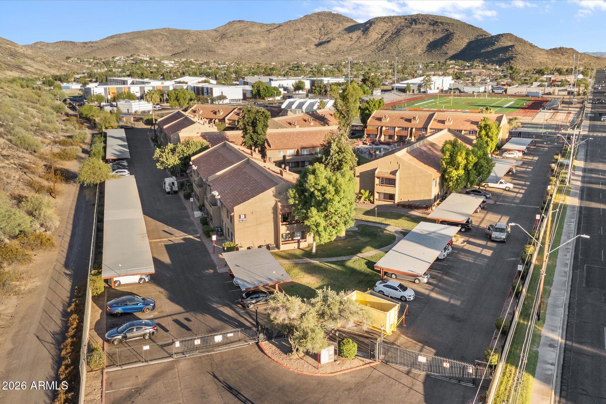 SUNGATE AT MOON MOUNTAIN CONDOMINIUM - Residential