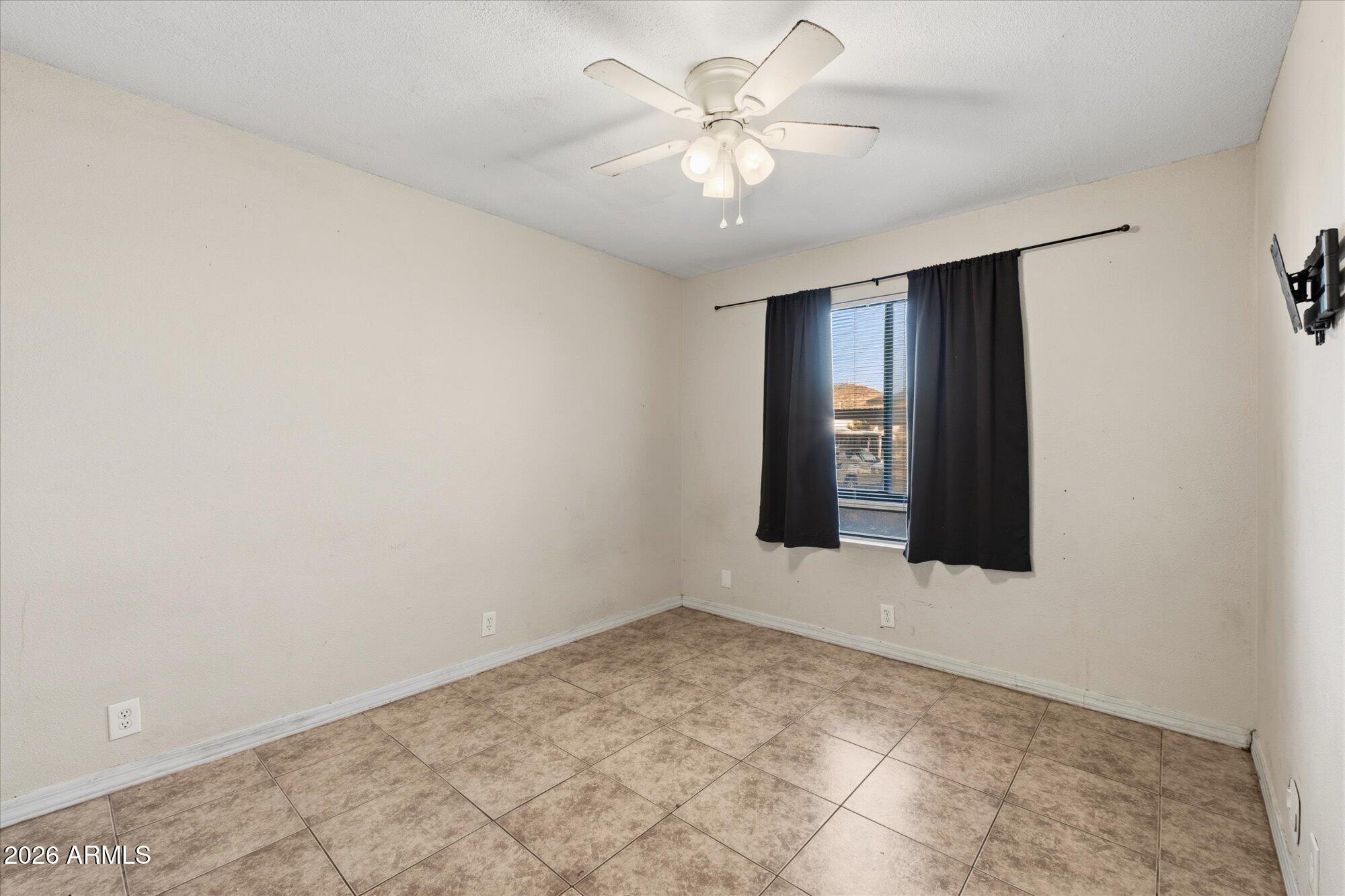 SUNGATE AT MOON MOUNTAIN CONDOMINIUM - Residential