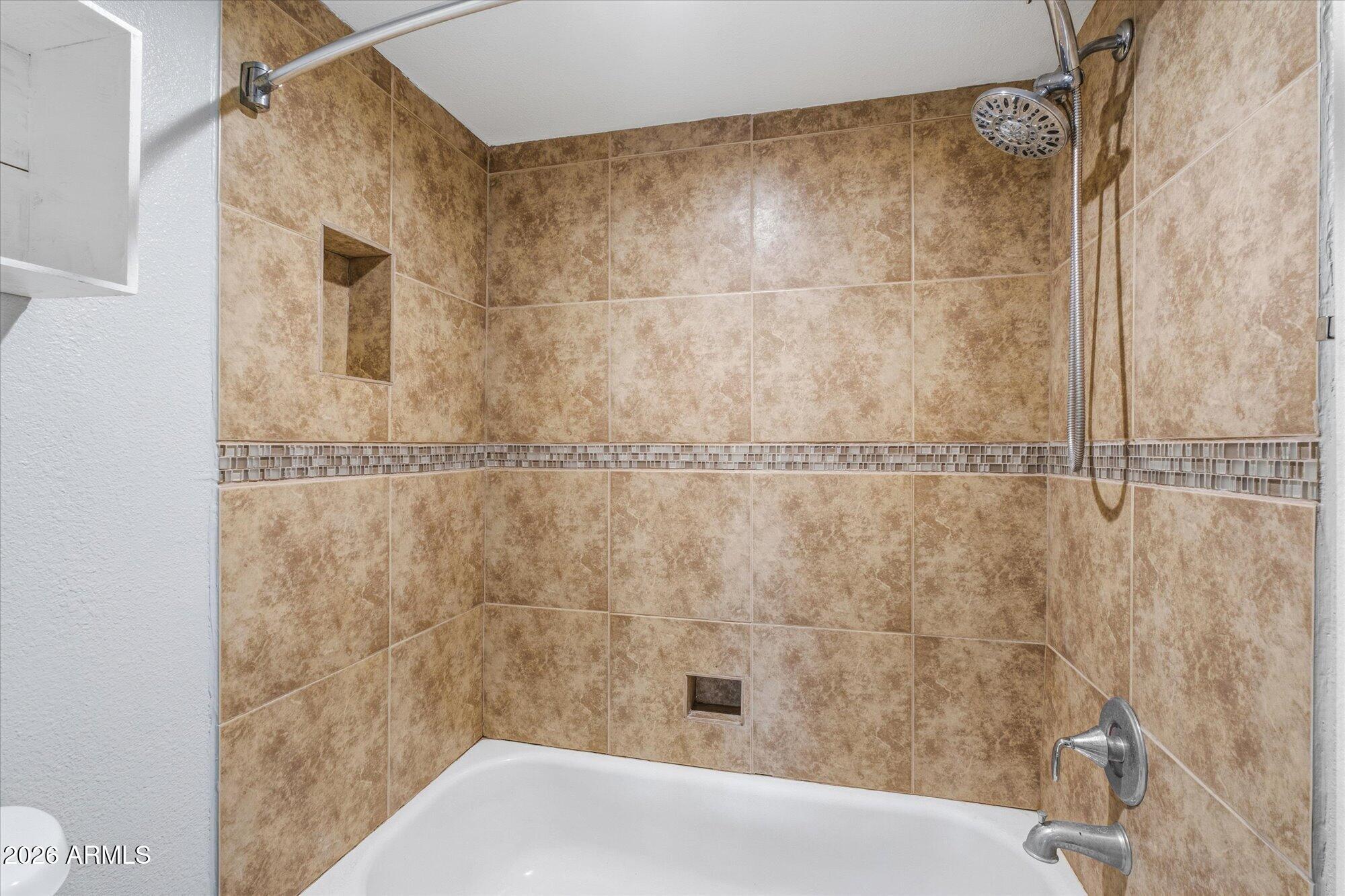SUNGATE AT MOON MOUNTAIN CONDOMINIUM - Residential