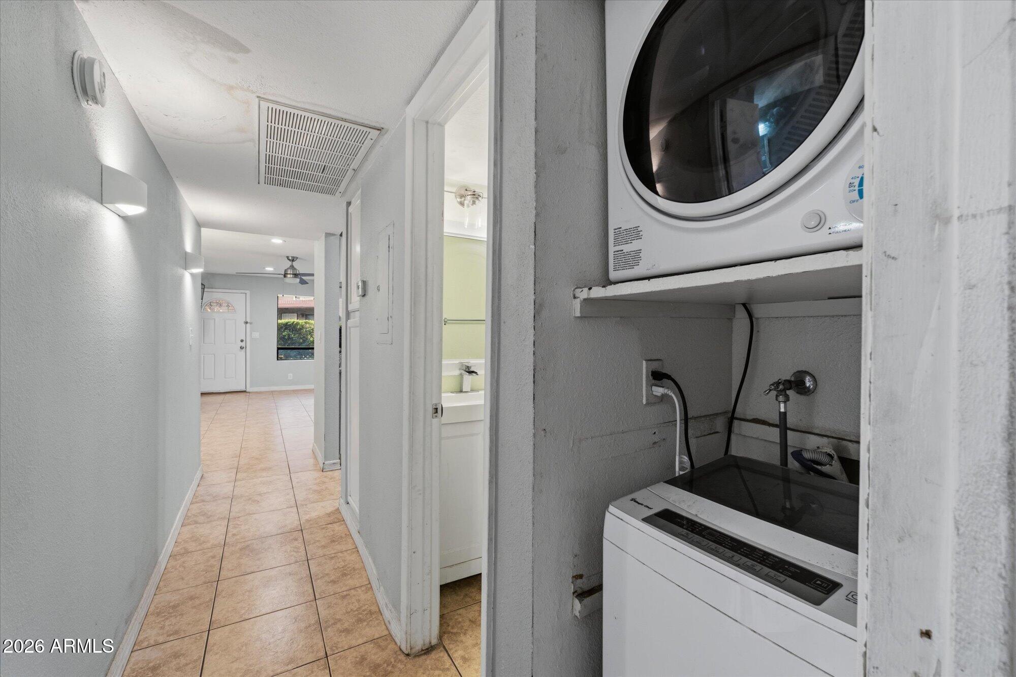 SUNGATE AT MOON MOUNTAIN CONDOMINIUM - Residential