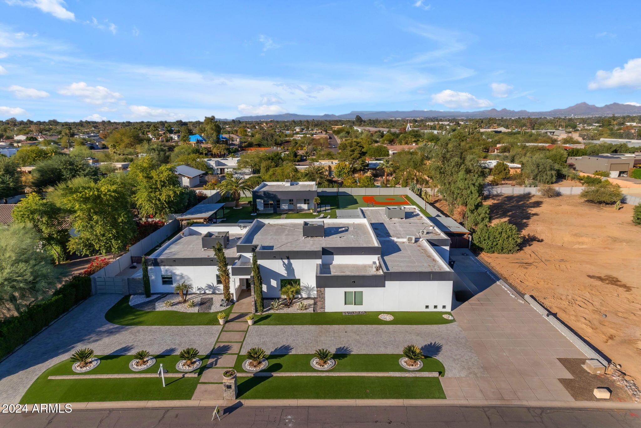CHAPARRAL ESTATES - Residential