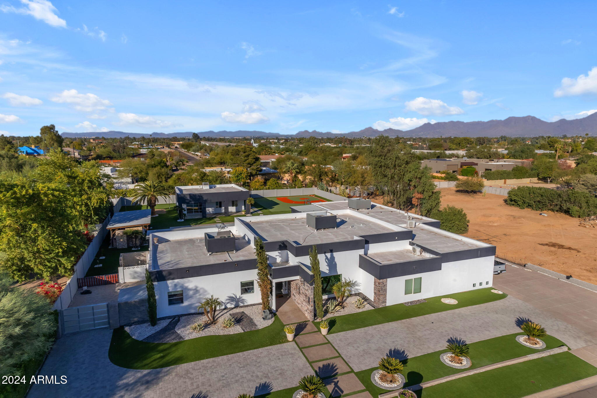 CHAPARRAL ESTATES - Residential