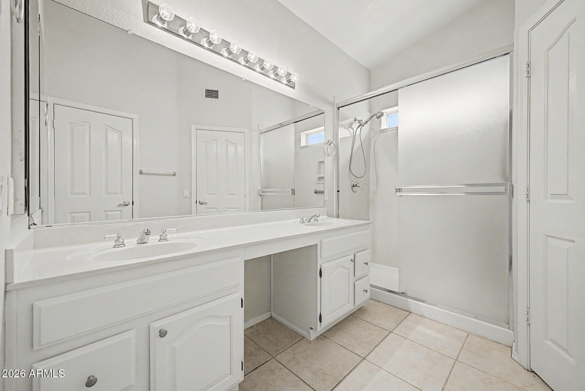 Oakwood Country Club - Active Adult 40/55+- SUN LAKES UNIT THIRTY-SIX - Residential