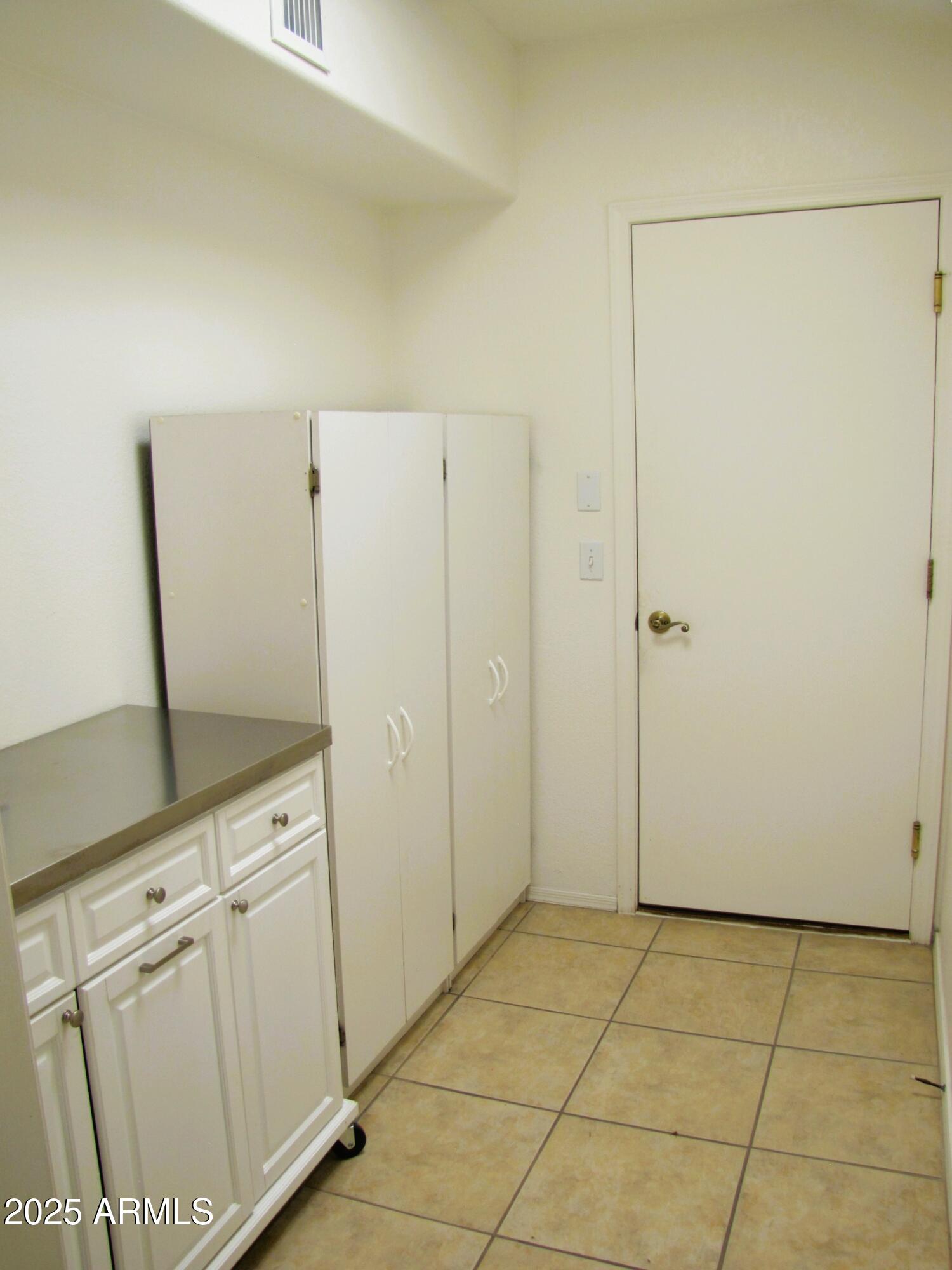 SIERRA SPRINGS - Residential Lease