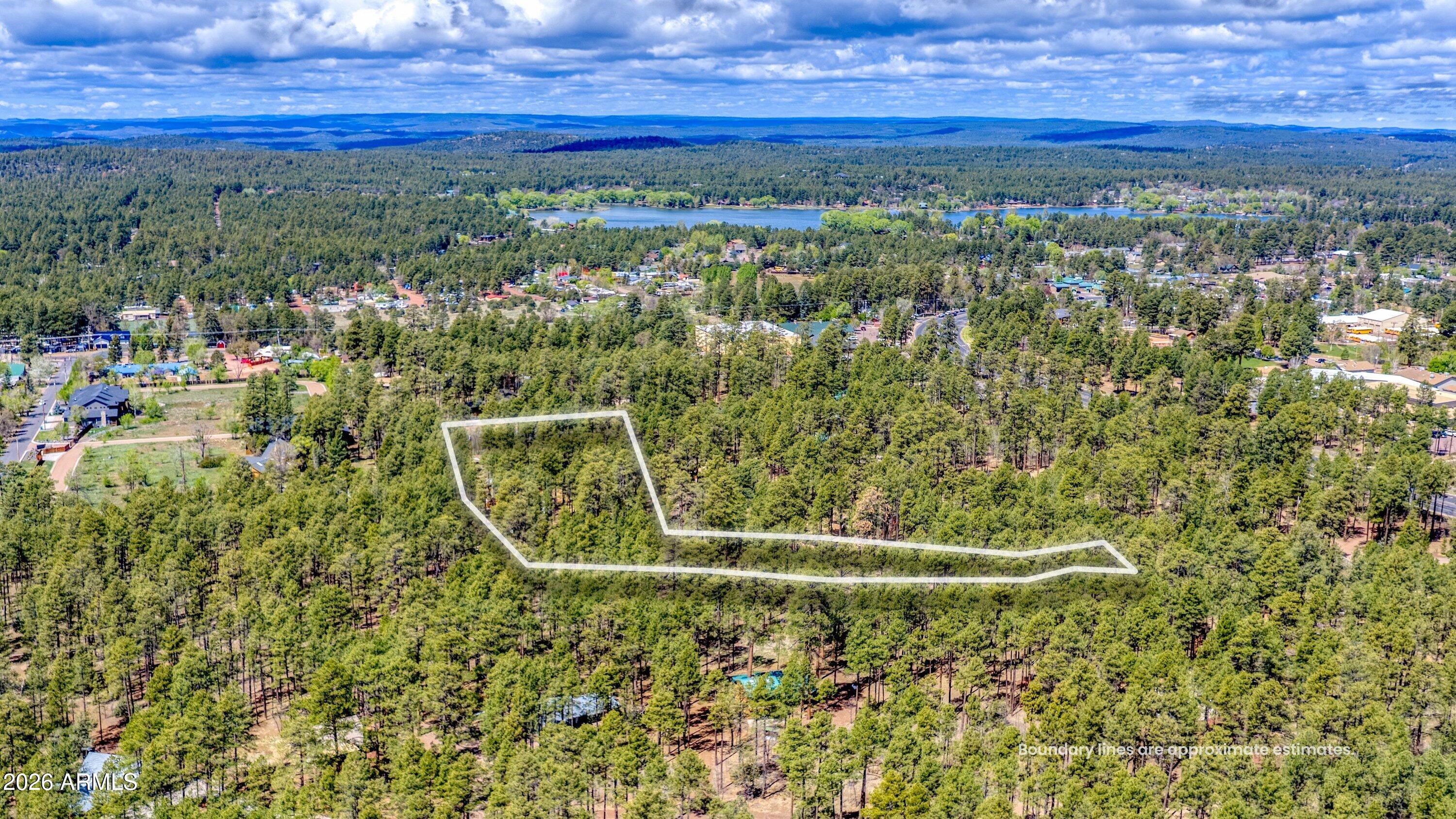 LAKESIDE SUMMER HOMES - Residential