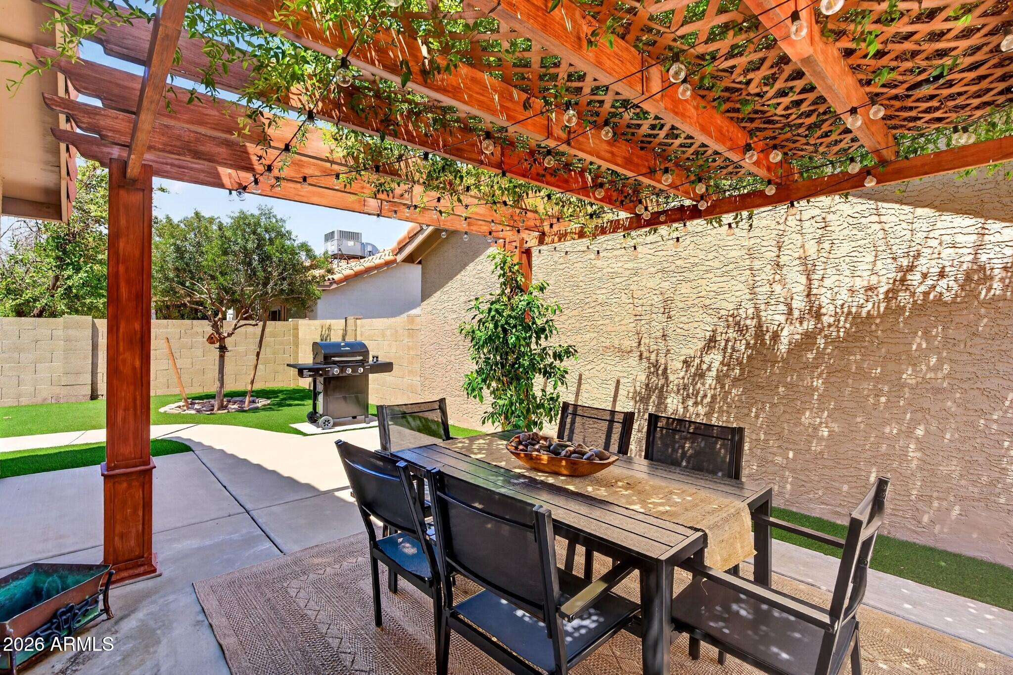 SILVERGATE 3 UNIT 1 - Residential