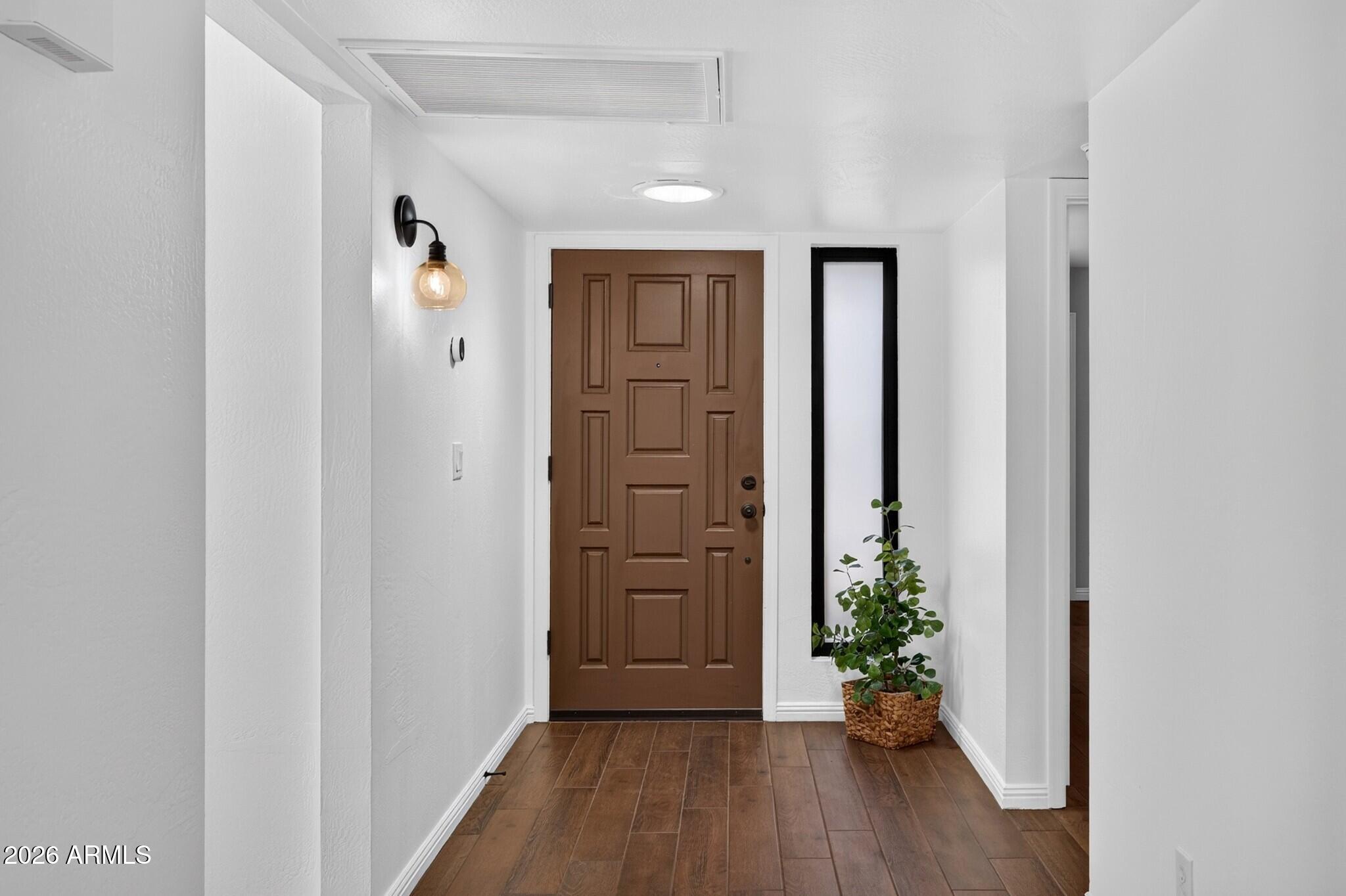 SILVERGATE 3 UNIT 1 - Residential