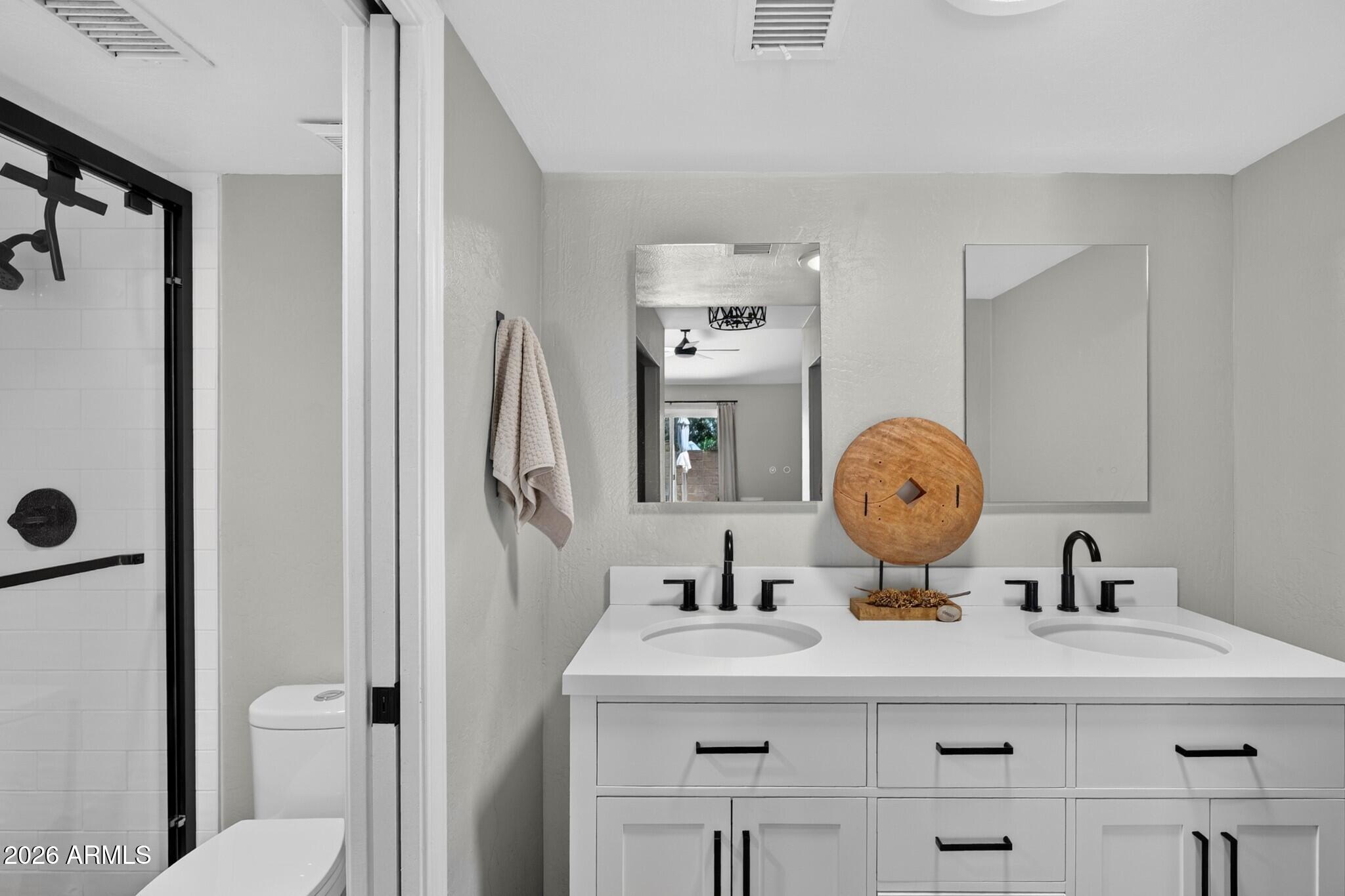 SILVERGATE 3 UNIT 1 - Residential