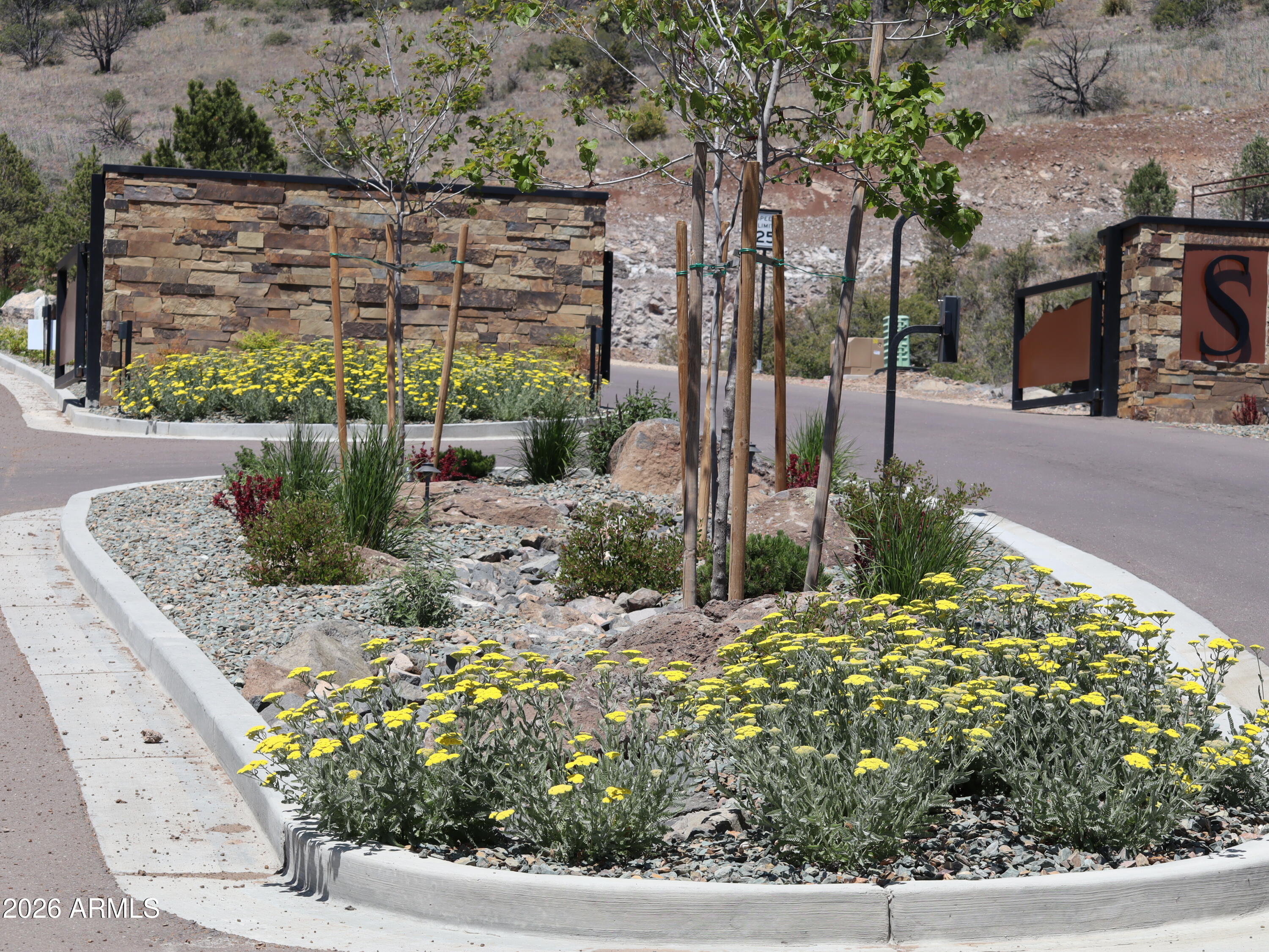 STRINGFIELD AT GRANITE MOUNTAIN PHASE 1 - Land