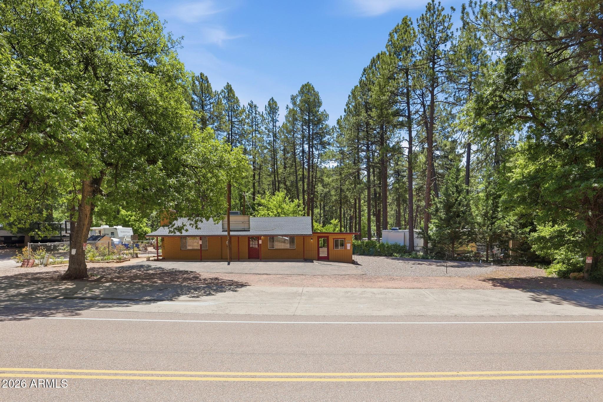 CHRISTOPHER CREEK - Commercial Sale