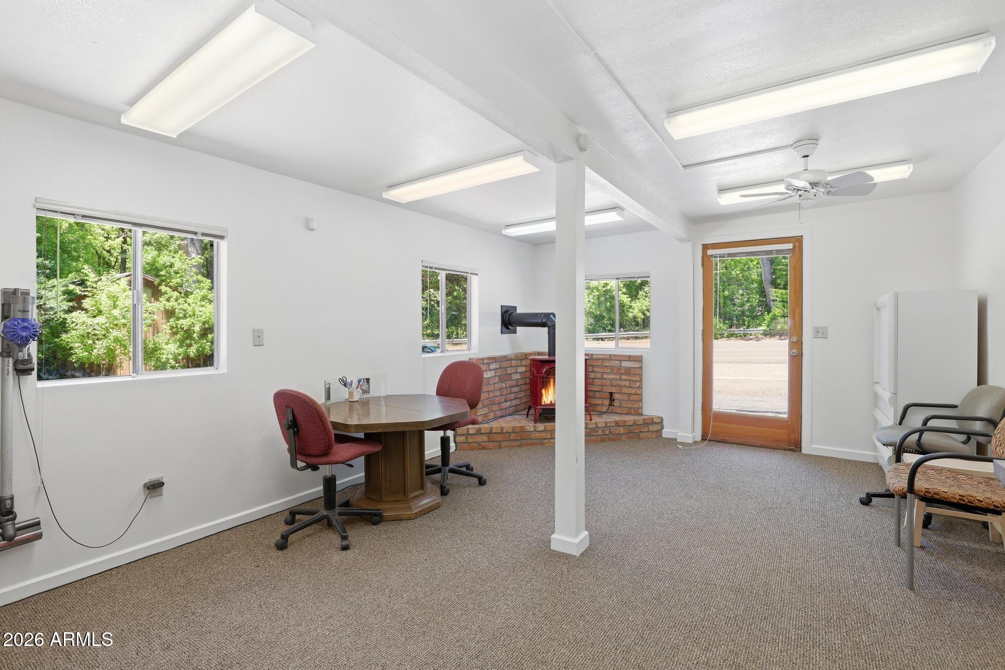 CHRISTOPHER CREEK - Commercial Sale