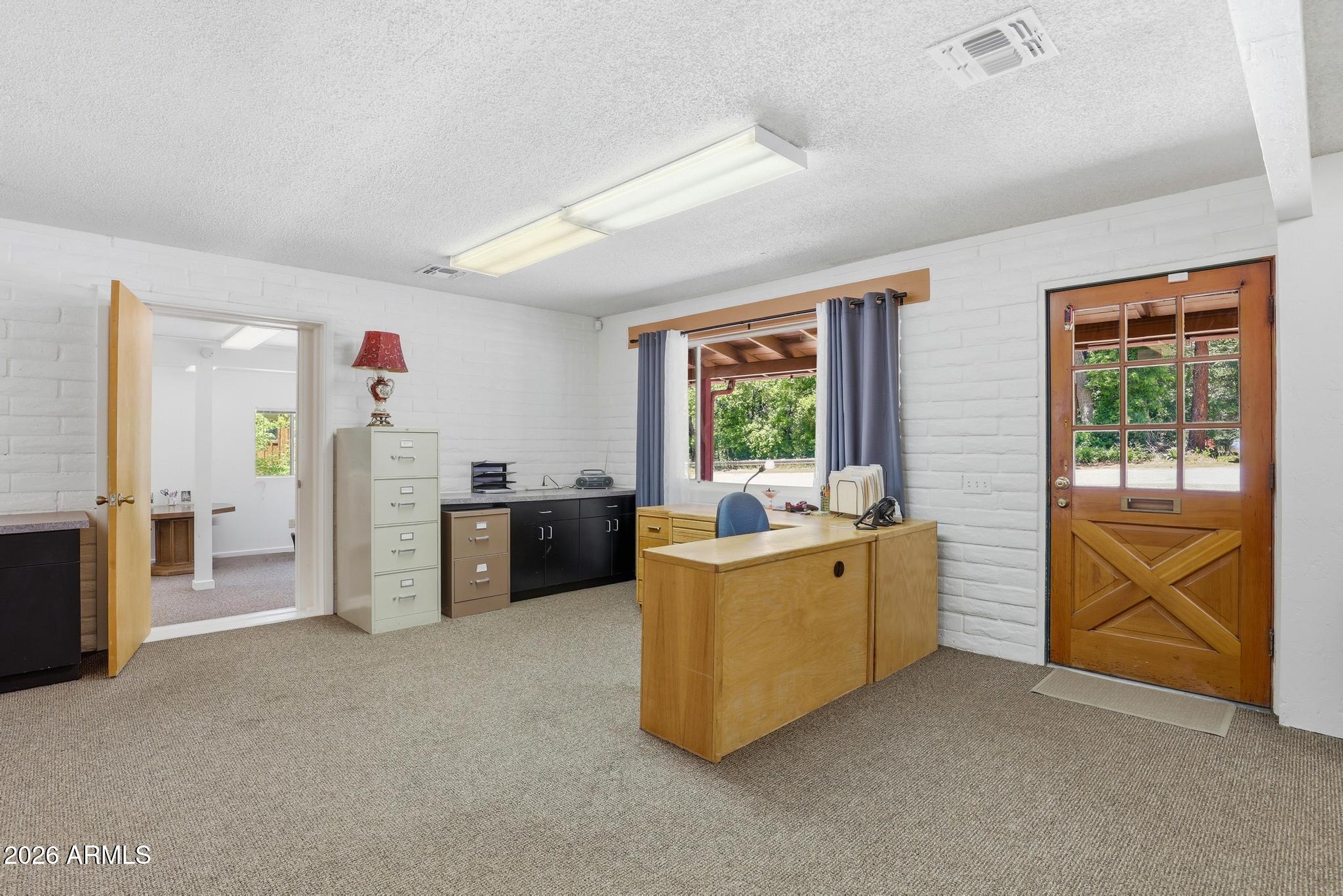 CHRISTOPHER CREEK - Commercial Sale